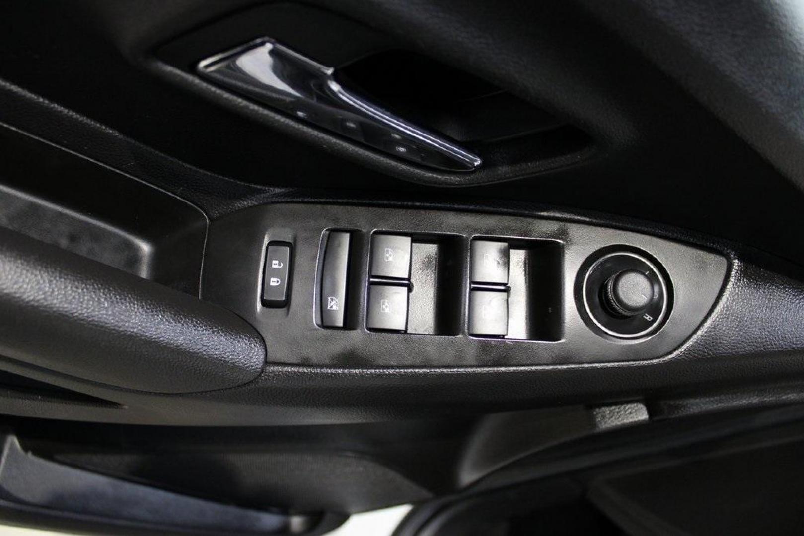 2018 Summit White /Black Chevrolet Trax LS (KL7CJNSB5JB) with an ECOTEC 1.4L I4 SMPI DOHC Turbocharged VVT engine, Automatic transmission, located at 15300 Midway Rd., Addison, TX, 75001, (972) 702-0011, 32.958321, -96.838074 - Photo#25