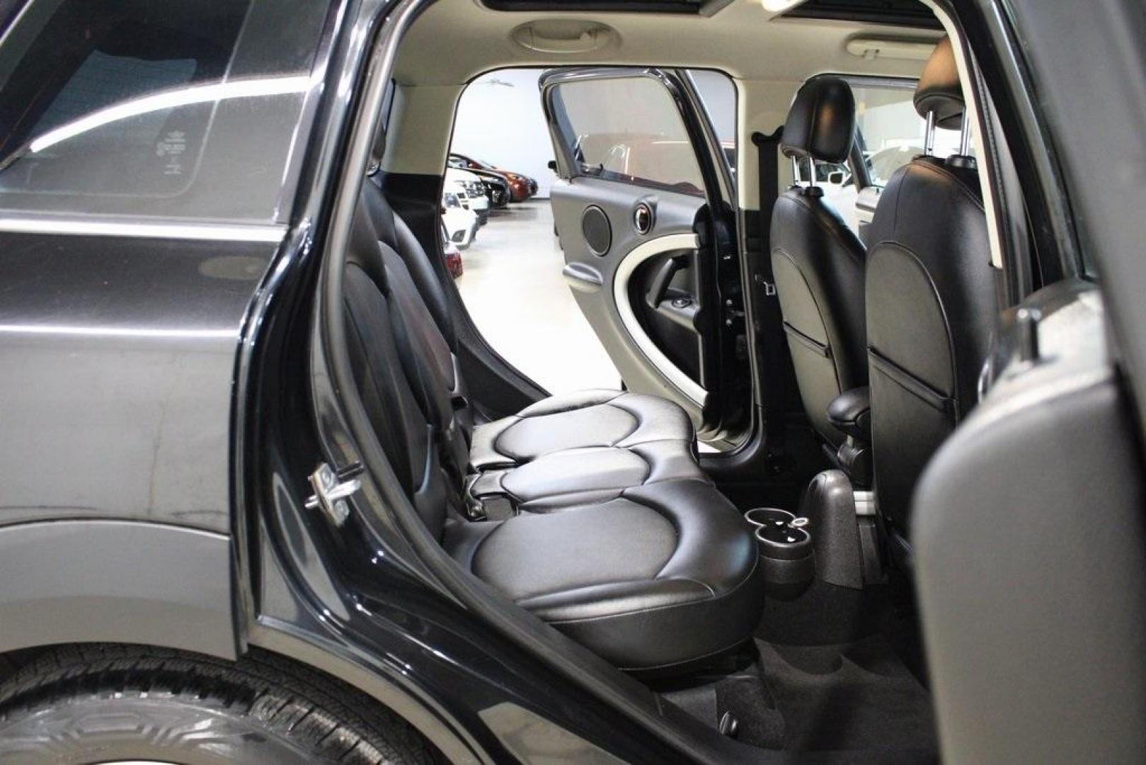 2015 Black Metallic /Carbon Black MINI Cooper Countryman Base (WMWZB3C55FW) with an 1.6L I4 DOHC 16V engine, Manual transmission, located at 15300 Midway Rd., Addison, TX, 75001, (972) 702-0011, 32.958321, -96.838074 - Photo#15