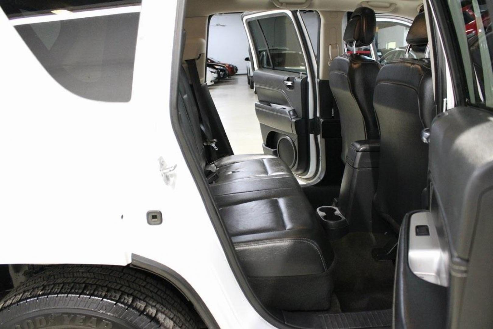 2017 Bright White Clearcoat /Gray Jeep Compass High Altitude (1C4NJDEB5HD) with an 2.4L I4 DOHC 16V Dual VVT engine, Automatic transmission, located at 15300 Midway Rd., Addison, TX, 75001, (972) 702-0011, 32.958321, -96.838074 - Introducing the 2017 Jeep Compass High Altitude, now available at Midway Auto Group in Addison, Texas. With 66,431 miles on the odometer and priced at $12,950, this compact SUV offers a blend of style, comfort, and capability. <br>Edmunds<br>+6<br>midwayautogroup.net<br>+6<br>AutosToday<br>+6<br><br - Photo#13