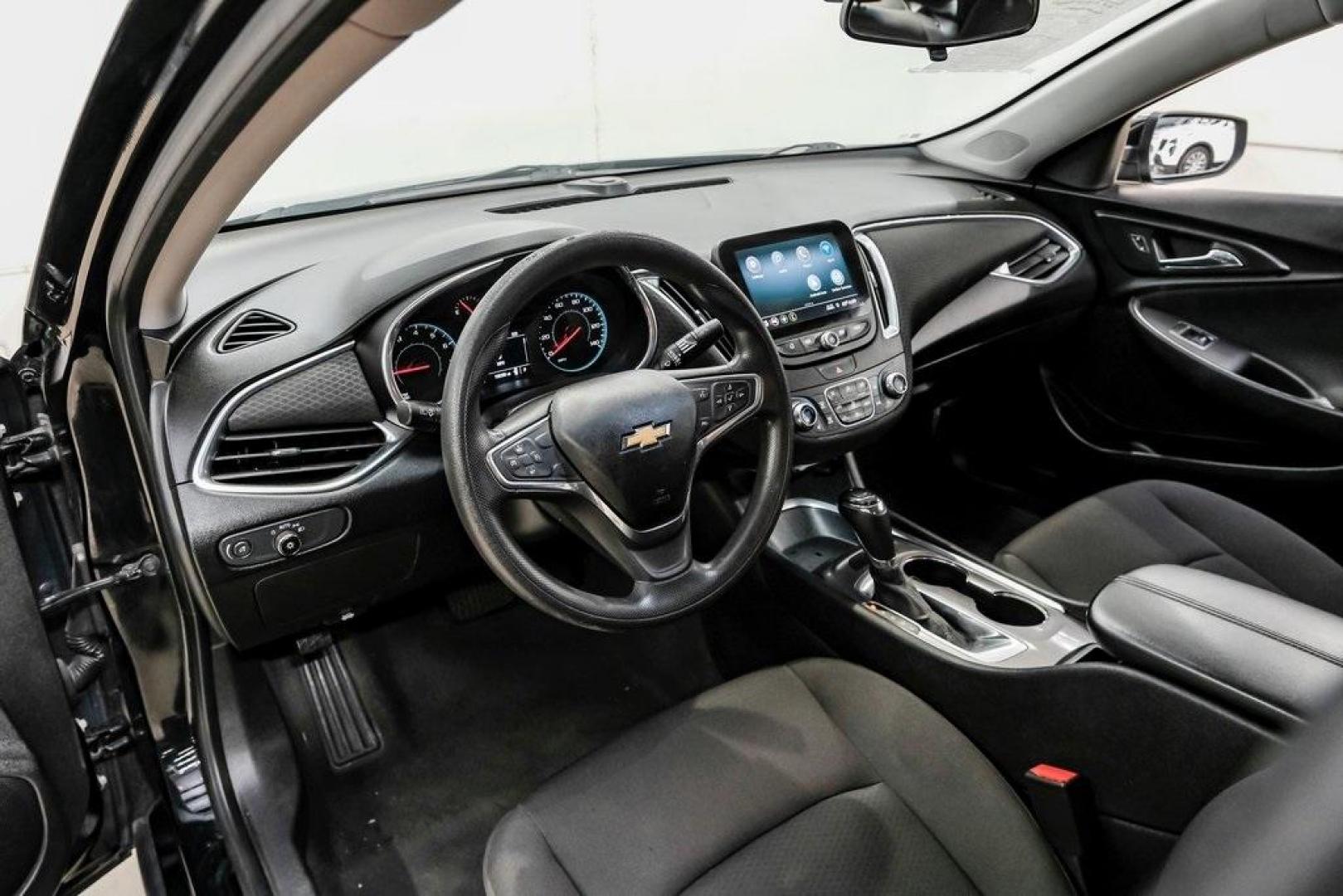 2019 Mosaic Black Metallic /Jet Black Chevrolet Malibu LT (1G1ZD5ST9KF) with an 1.5L DOHC engine, CVT transmission, located at 15300 Midway Rd., Addison, TX, 75001, (972) 702-0011, 32.958321, -96.838074 - 2019 Chevrolet Malibu LT<br><br>Now Available at Midway Auto Group, Addison, Texas<br><br>Stylish, efficient, and packed with modern features the 2019 Chevrolet Malibu LT is a well-rounded midsize sedan designed for comfort and everyday dependability. With a sleek exterior design, smooth ride qualit - Photo#2