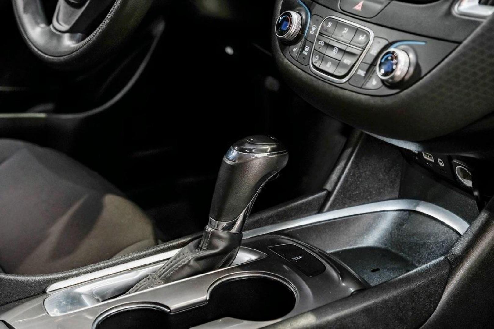 2019 Mosaic Black Metallic /Jet Black Chevrolet Malibu LT (1G1ZD5ST9KF) with an 1.5L DOHC engine, CVT transmission, located at 15300 Midway Rd., Addison, TX, 75001, (972) 702-0011, 32.958321, -96.838074 - 2019 Chevrolet Malibu LT<br><br>Now Available at Midway Auto Group, Addison, Texas<br><br>Stylish, efficient, and packed with modern features the 2019 Chevrolet Malibu LT is a well-rounded midsize sedan designed for comfort and everyday dependability. With a sleek exterior design, smooth ride qualit - Photo#28