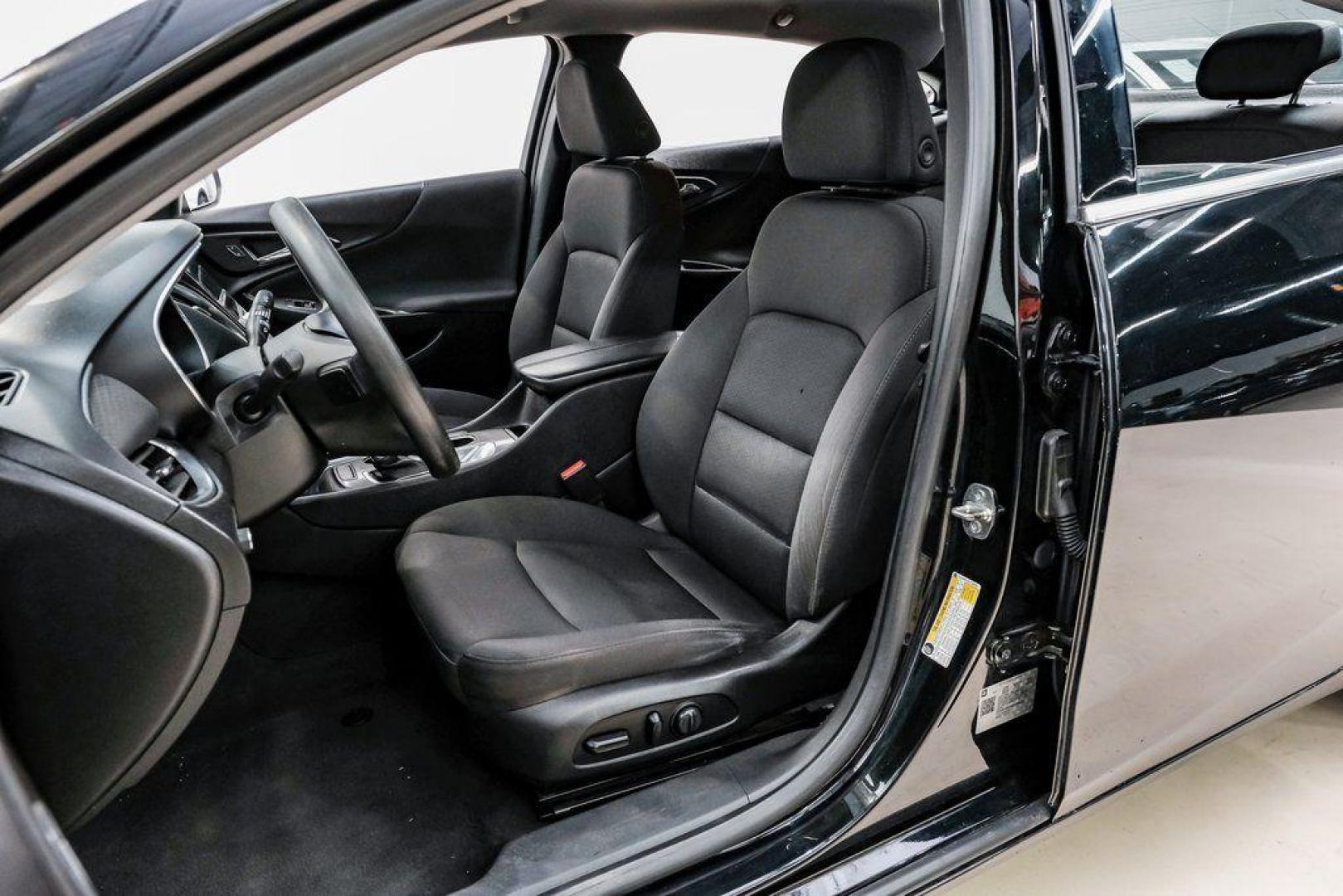 2019 Mosaic Black Metallic /Jet Black Chevrolet Malibu LT (1G1ZD5ST9KF) with an 1.5L DOHC engine, CVT transmission, located at 15300 Midway Rd., Addison, TX, 75001, (972) 702-0011, 32.958321, -96.838074 - 2019 Chevrolet Malibu LT<br><br>Now Available at Midway Auto Group, Addison, Texas<br><br>Stylish, efficient, and packed with modern features the 2019 Chevrolet Malibu LT is a well-rounded midsize sedan designed for comfort and everyday dependability. With a sleek exterior design, smooth ride qualit - Photo#37