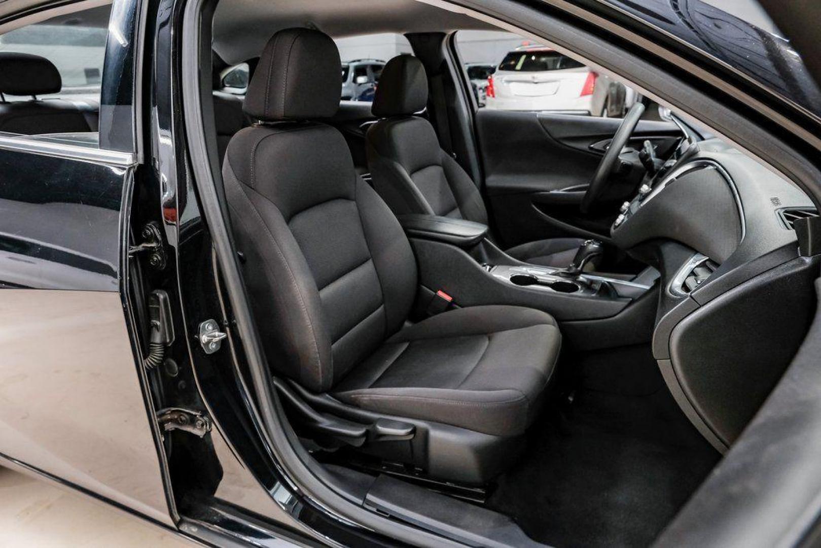 2019 Mosaic Black Metallic /Jet Black Chevrolet Malibu LT (1G1ZD5ST9KF) with an 1.5L DOHC engine, CVT transmission, located at 15300 Midway Rd., Addison, TX, 75001, (972) 702-0011, 32.958321, -96.838074 - 2019 Chevrolet Malibu LT<br><br>Now Available at Midway Auto Group, Addison, Texas<br><br>Stylish, efficient, and packed with modern features the 2019 Chevrolet Malibu LT is a well-rounded midsize sedan designed for comfort and everyday dependability. With a sleek exterior design, smooth ride qualit - Photo#40