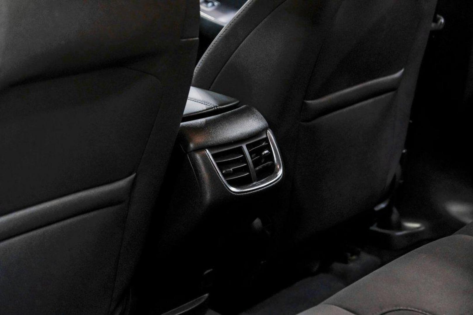 2019 Mosaic Black Metallic /Jet Black Chevrolet Malibu LT (1G1ZD5ST9KF) with an 1.5L DOHC engine, CVT transmission, located at 15300 Midway Rd., Addison, TX, 75001, (972) 702-0011, 32.958321, -96.838074 - 2019 Chevrolet Malibu LT<br><br>Now Available at Midway Auto Group, Addison, Texas<br><br>Stylish, efficient, and packed with modern features the 2019 Chevrolet Malibu LT is a well-rounded midsize sedan designed for comfort and everyday dependability. With a sleek exterior design, smooth ride qualit - Photo#43