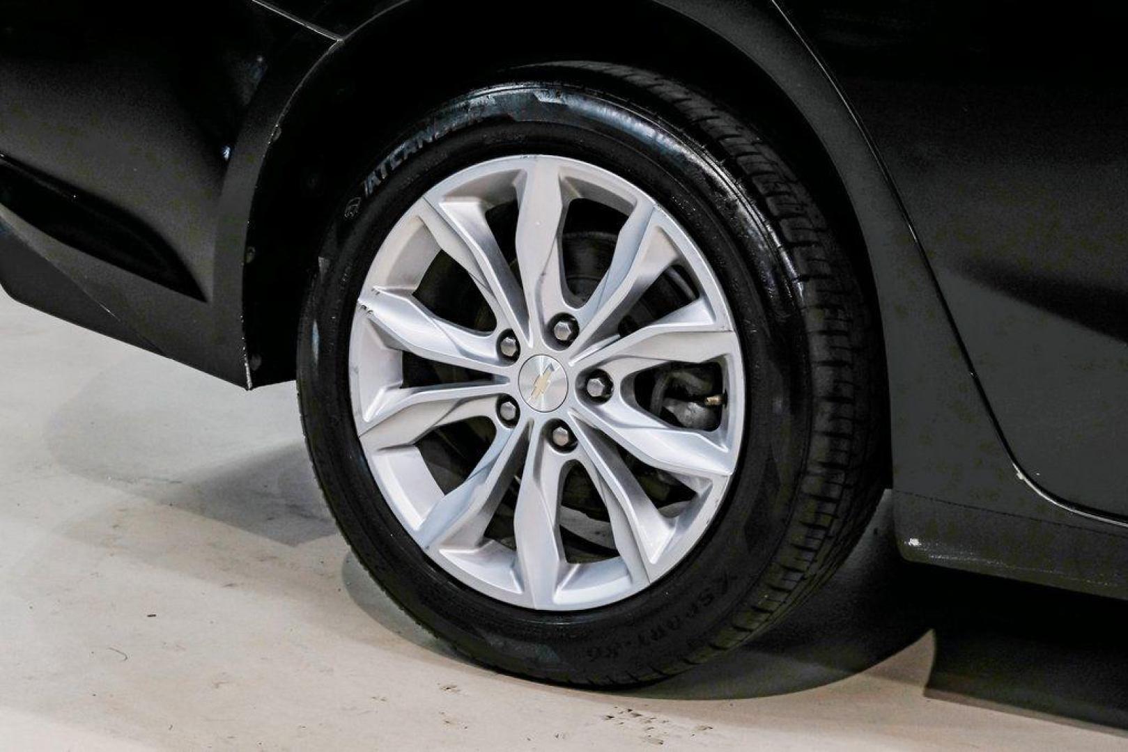 2019 Mosaic Black Metallic /Jet Black Chevrolet Malibu LT (1G1ZD5ST9KF) with an 1.5L DOHC engine, CVT transmission, located at 15300 Midway Rd., Addison, TX, 75001, (972) 702-0011, 32.958321, -96.838074 - 2019 Chevrolet Malibu LT<br><br>Now Available at Midway Auto Group, Addison, Texas<br><br>Stylish, efficient, and packed with modern features the 2019 Chevrolet Malibu LT is a well-rounded midsize sedan designed for comfort and everyday dependability. With a sleek exterior design, smooth ride qualit - Photo#62