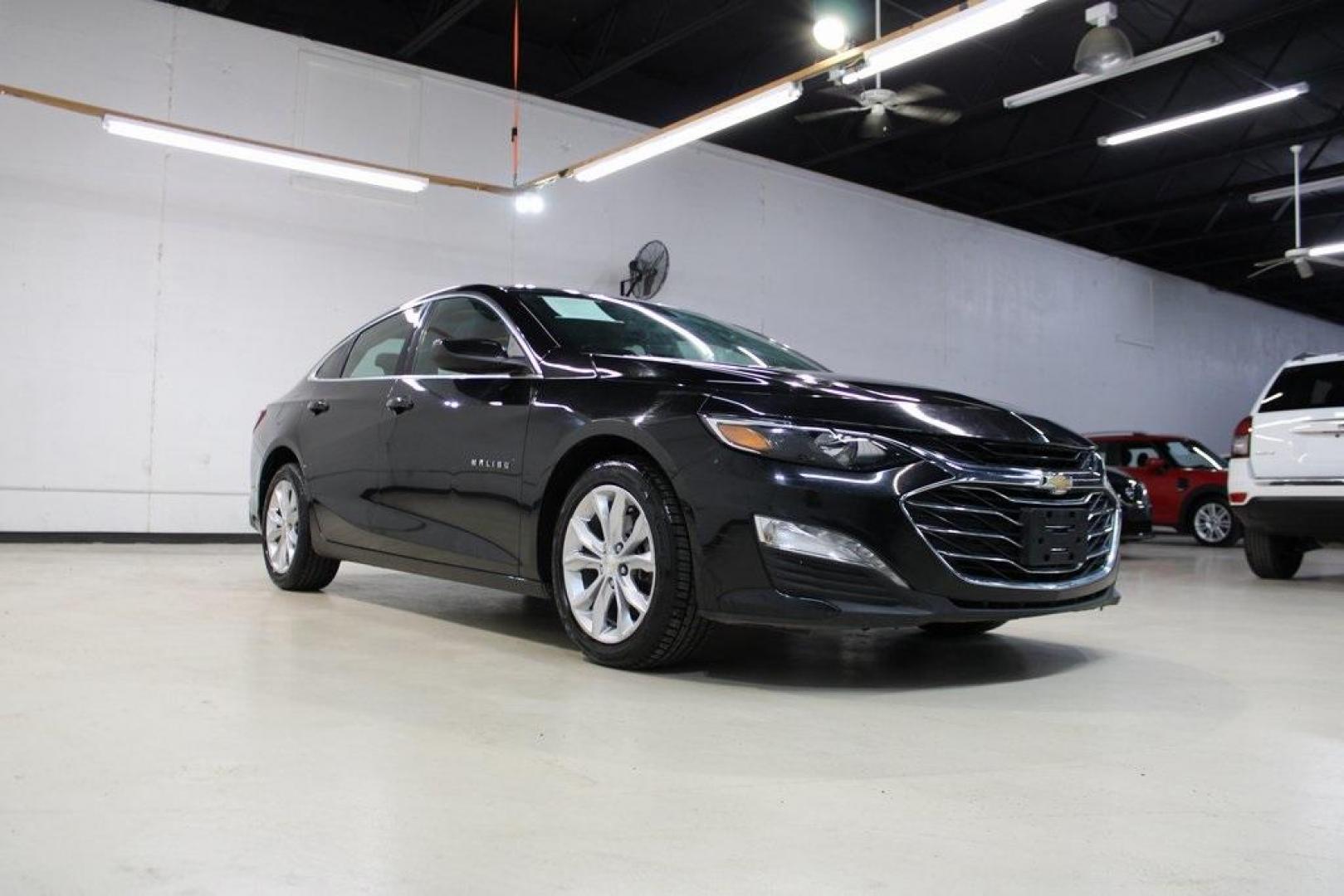2019 Mosaic Black Metallic /Jet Black Chevrolet Malibu LT (1G1ZD5ST9KF) with an 1.5L DOHC engine, CVT transmission, located at 15300 Midway Rd., Addison, TX, 75001, (972) 702-0011, 32.958321, -96.838074 - 2019 Chevrolet Malibu LT Sedan<br><br>VIN: 1G1ZD5ST9KF165926<br><br>Midway Auto Group in Addison, TX, is excited to offer this 2019 Chevrolet Malibu LT, a midsize sedan that seamlessly blends style, efficiency, and advanced features. Equipped with a 1.5-liter turbocharged inline-4 engine and a conti - Photo#1