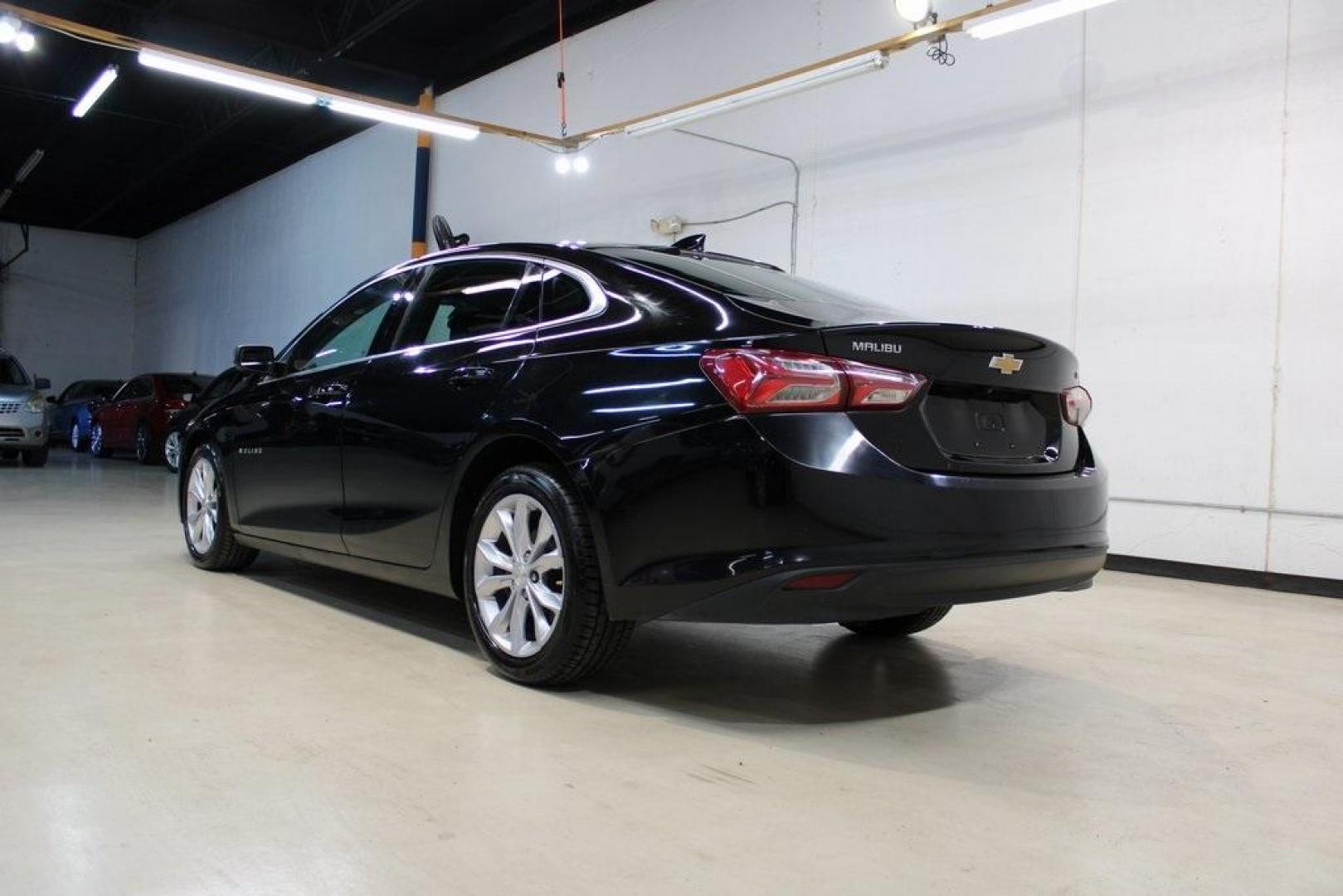 2019 Mosaic Black Metallic /Jet Black Chevrolet Malibu LT (1G1ZD5ST9KF) with an 1.5L DOHC engine, CVT transmission, located at 15300 Midway Rd., Addison, TX, 75001, (972) 702-0011, 32.958321, -96.838074 - 2019 Chevrolet Malibu LT Sedan<br><br>VIN: 1G1ZD5ST9KF165926<br><br>Midway Auto Group in Addison, TX, is excited to offer this 2019 Chevrolet Malibu LT, a midsize sedan that seamlessly blends style, efficiency, and advanced features. Equipped with a 1.5-liter turbocharged inline-4 engine and a conti - Photo#3