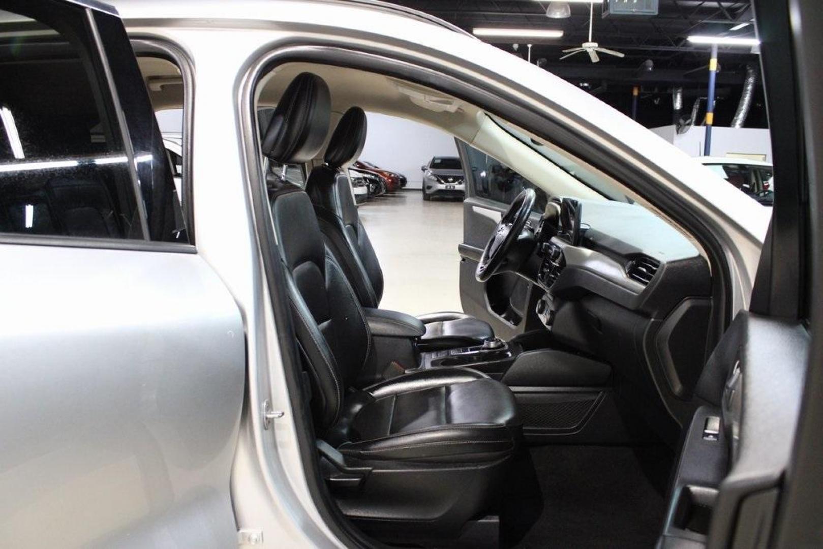 2020 Ingot Silver /Ebony Ford Escape SEL (1FMCU0H66LU) with an 1.5L EcoBoost engine, Automatic transmission, located at 15300 Midway Rd., Addison, TX, 75001, (972) 702-0011, 32.958321, -96.838074 - Photo#14