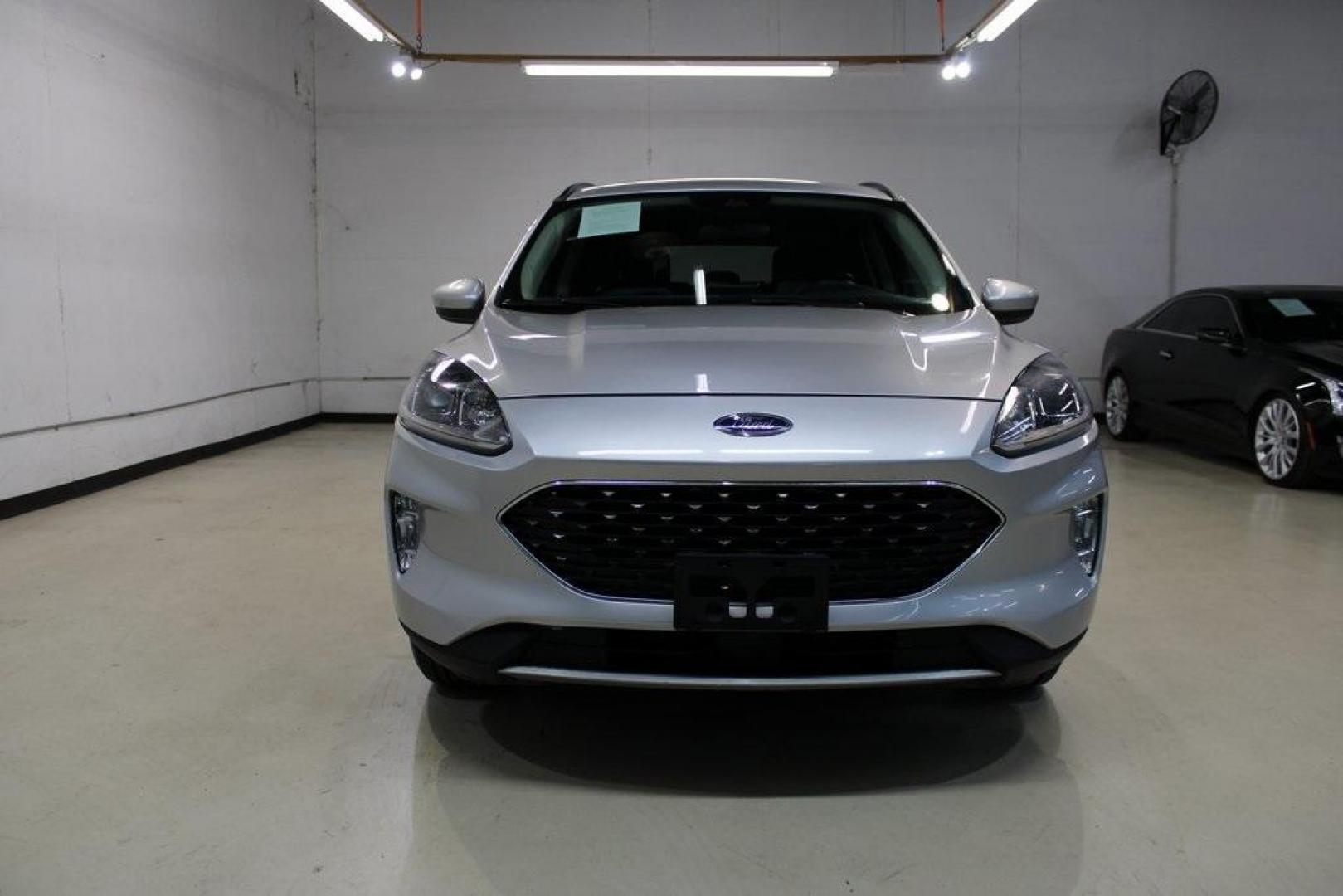 2020 Ingot Silver /Ebony Ford Escape SEL (1FMCU0H66LU) with an 1.5L EcoBoost engine, Automatic transmission, located at 15300 Midway Rd., Addison, TX, 75001, (972) 702-0011, 32.958321, -96.838074 - Photo#5