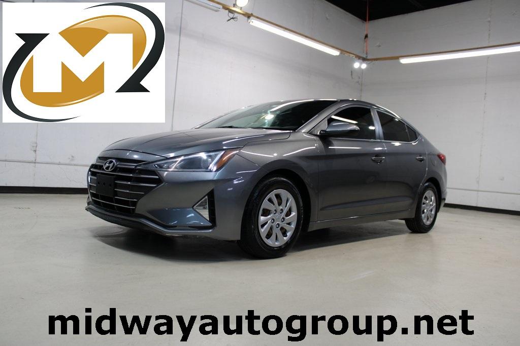photo of 2020 Hyundai Elantra SE