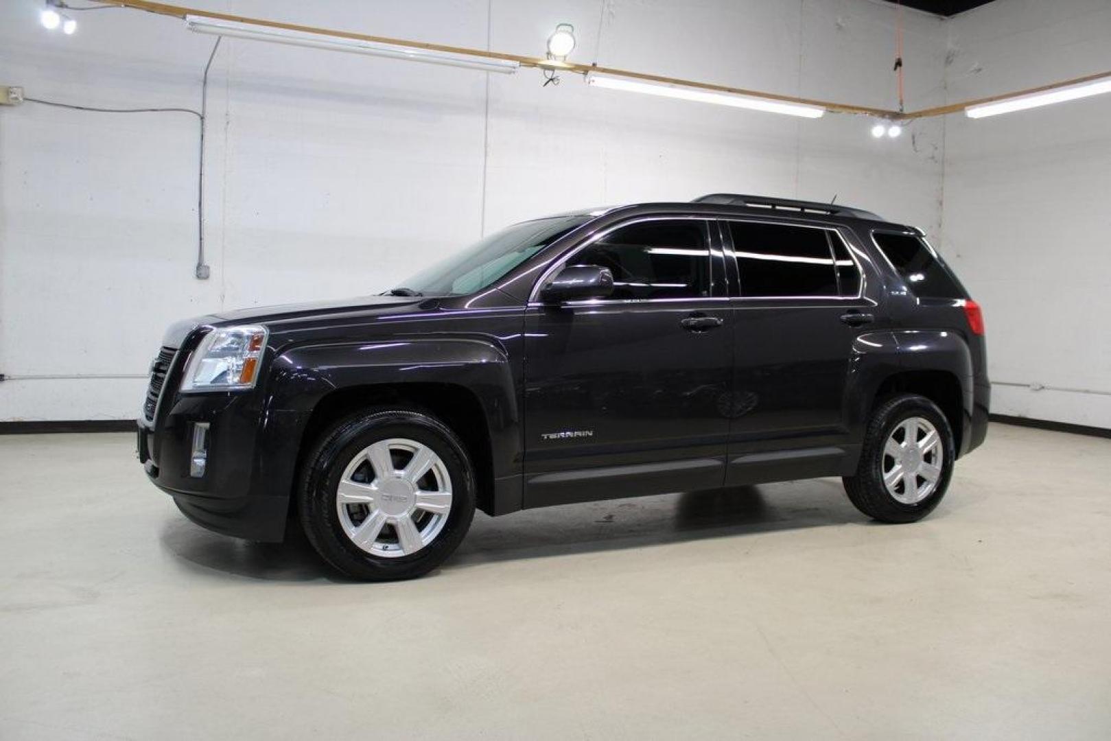 2015 Iridium Metallic /Jet Black GMC Terrain SLE-2 (2GKALREK9F6) with an 2.4L 4-Cylinder SIDI DOHC VVT engine, Automatic transmission, located at 15300 Midway Rd., Addison, TX, 75001, (972) 702-0011, 32.958321, -96.838074 - Introducing the 2015 GMC Terrain SLE-2, now available at Midway Auto Group in Addison, Texas. This versatile SUV has 116,129 miles on the odometer and is priced at $7,950. <br>Autolist<br>+6<br>midwayautogroup.net<br>+6<br>AutosToday<br>+6<br>CarGurus<br>+3<br>midwayautogroup.net<br>+3<br>midwayauto - Photo#4