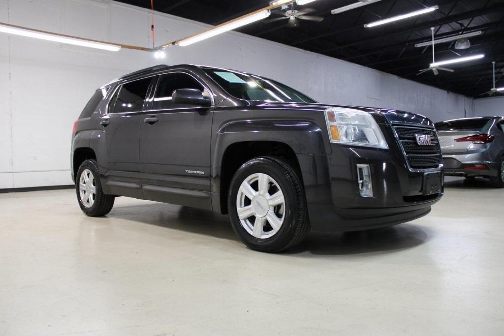 2015 Iridium Metallic /Jet Black GMC Terrain SLE-2 (2GKALREK9F6) with an 2.4L 4-Cylinder SIDI DOHC VVT engine, Automatic transmission, located at 15300 Midway Rd., Addison, TX, 75001, (972) 702-0011, 32.958321, -96.838074 - Introducing the 2015 GMC Terrain SLE-2, now available at Midway Auto Group in Addison, Texas. This versatile SUV has 116,129 miles on the odometer and is priced at $7,950. <br>Autolist<br>+6<br>midwayautogroup.net<br>+6<br>AutosToday<br>+6<br>CarGurus<br>+3<br>midwayautogroup.net<br>+3<br>midwayauto - Photo#6