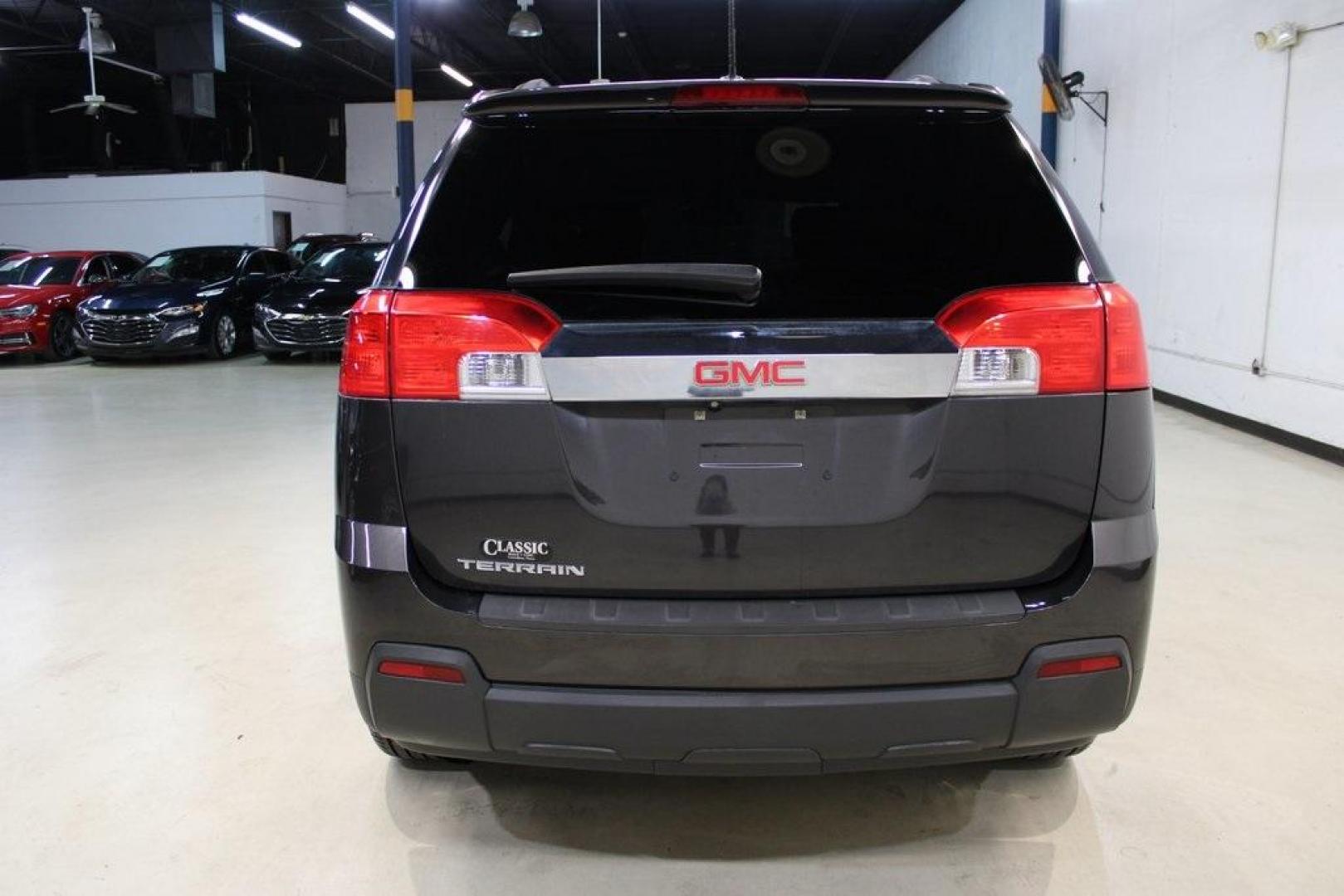 2015 Iridium Metallic /Jet Black GMC Terrain SLE-2 (2GKALREK9F6) with an 2.4L 4-Cylinder SIDI DOHC VVT engine, Automatic transmission, located at 15300 Midway Rd., Addison, TX, 75001, (972) 702-0011, 32.958321, -96.838074 - Introducing the 2015 GMC Terrain SLE-2, now available at Midway Auto Group in Addison, Texas. This versatile SUV has 116,129 miles on the odometer and is priced at $7,950. <br>Autolist<br>+6<br>midwayautogroup.net<br>+6<br>AutosToday<br>+6<br>CarGurus<br>+3<br>midwayautogroup.net<br>+3<br>midwayauto - Photo#7