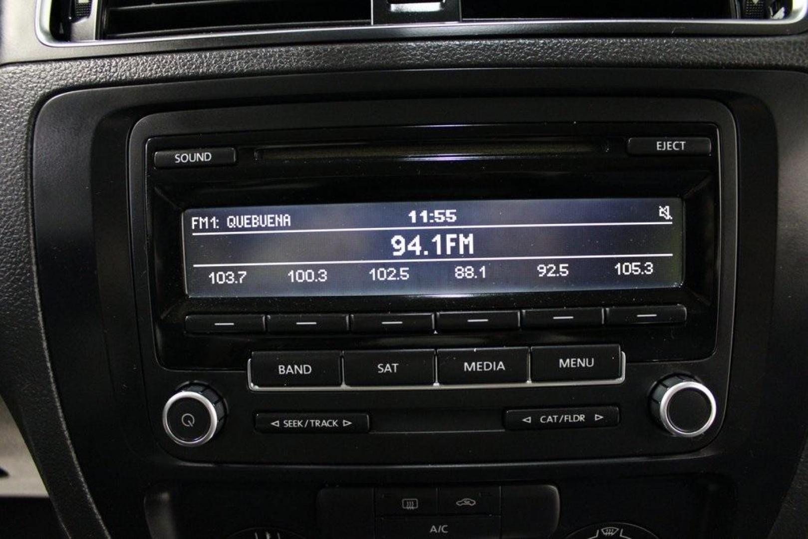 2014 Volkswagen Jetta 1.8T SE (3VWD17AJ3EM) with an 1.8L I4 DOHC engine, Automatic transmission, located at 15300 Midway Rd., Addison, TX, 75001, (972) 702-0011, 32.958321, -96.838074 - Photo#17