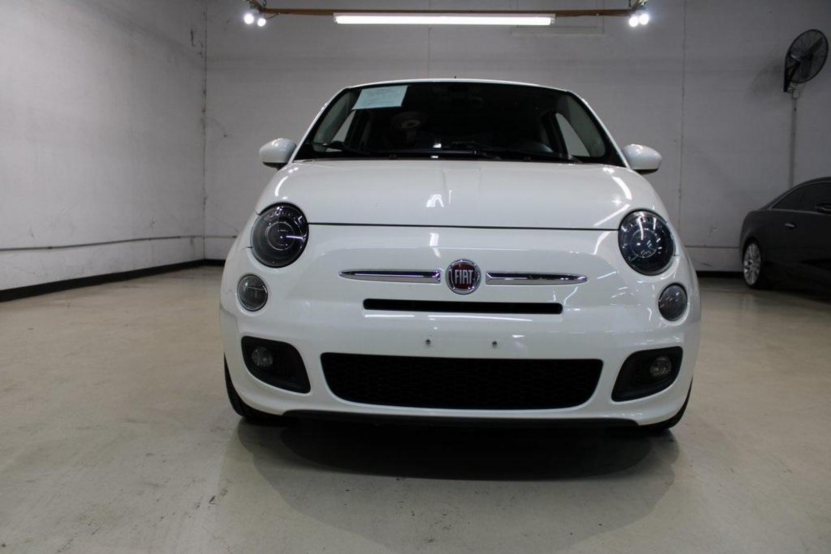 2017 Bianco (White) /Nero (Black) Fiat 500 Pop (3C3CFFKR1HT) with an 1.4L I4 16V MultiAir engine, Automatic transmission, located at 15300 Midway Rd., Addison, TX, 75001, (972) 702-0011, 32.958321, -96.838074 - Discover the charm and efficiency of the 2017 Fiat 500 Pop, now available at Midway Auto Group in Addison, Texas. With 68,490 miles on the odometer, this stylish 2-door hatchback offers an engaging driving experience complemented by impressive fuel economy, achieving 27 MPG in the city and 33 MPG on - Photo#5