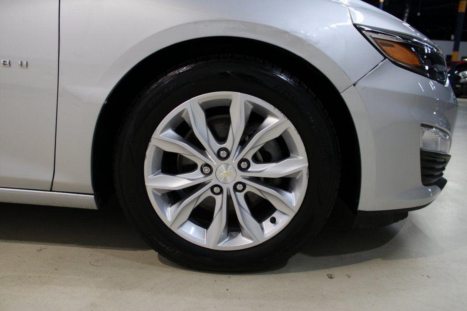 2019 Silver Ice Metallic /Jet Black Chevrolet Malibu LT (1G1ZD5STXKF) with an 1.5L DOHC engine, CVT transmission, located at 15300 Midway Rd., Addison, TX, 75001, (972) 702-0011, 32.958321, -96.838074 - Introducing the 2019 Chevrolet Malibu LT, now available at Midway Auto Group in Addison, Texas. This midsize sedan combines sleek design, efficient performance, and modern technology, making it an excellent choice for drivers seeking both style and practicality.<br><br>Key Specifications:<br><br>Eng - Photo#12