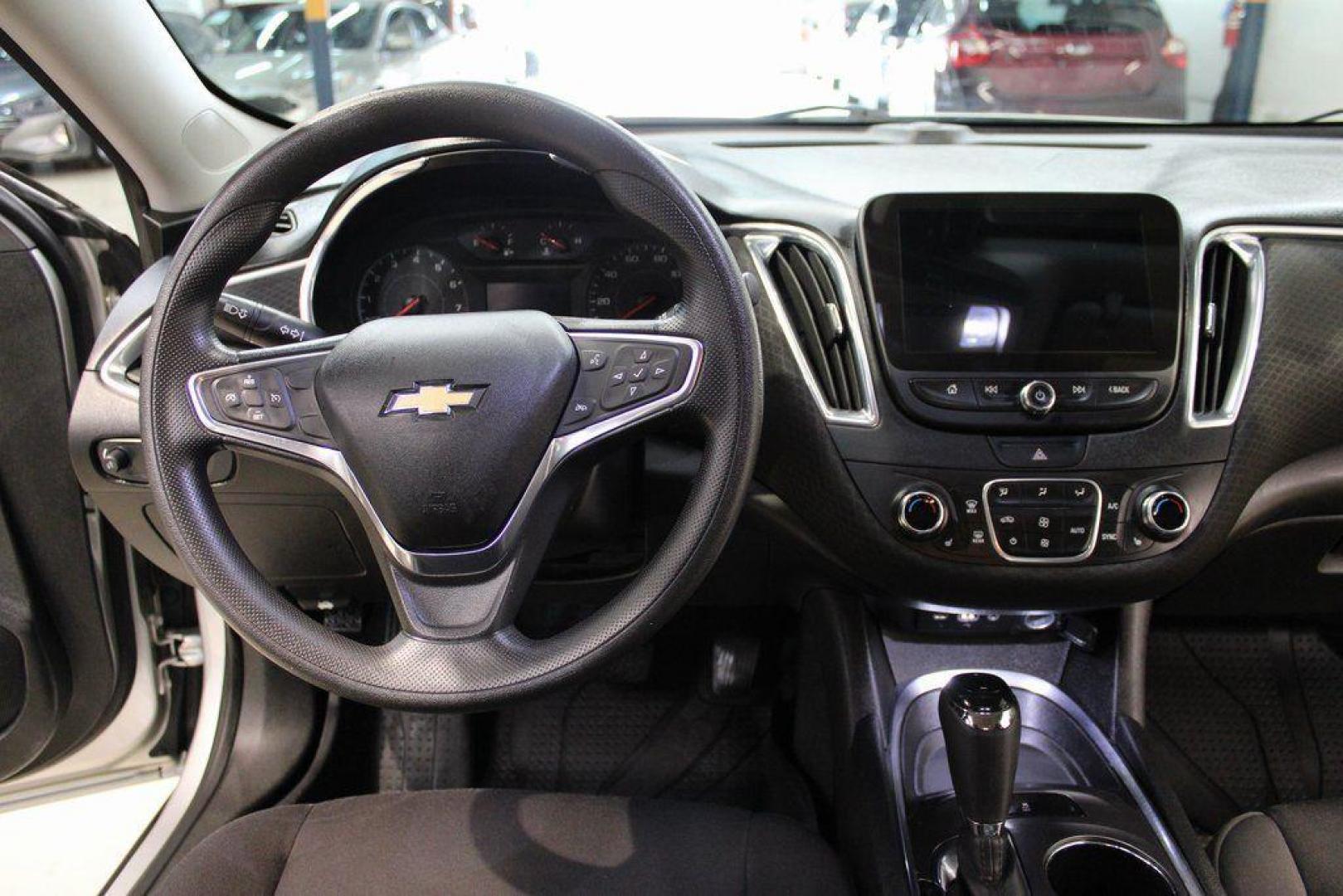 2019 Silver Ice Metallic /Jet Black Chevrolet Malibu LT (1G1ZD5STXKF) with an 1.5L DOHC engine, CVT transmission, located at 15300 Midway Rd., Addison, TX, 75001, (972) 702-0011, 32.958321, -96.838074 - Introducing the 2019 Chevrolet Malibu LT, now available at Midway Auto Group in Addison, Texas. This midsize sedan combines sleek design, efficient performance, and modern technology, making it an excellent choice for drivers seeking both style and practicality.<br><br>Key Specifications:<br><br>Eng - Photo#17