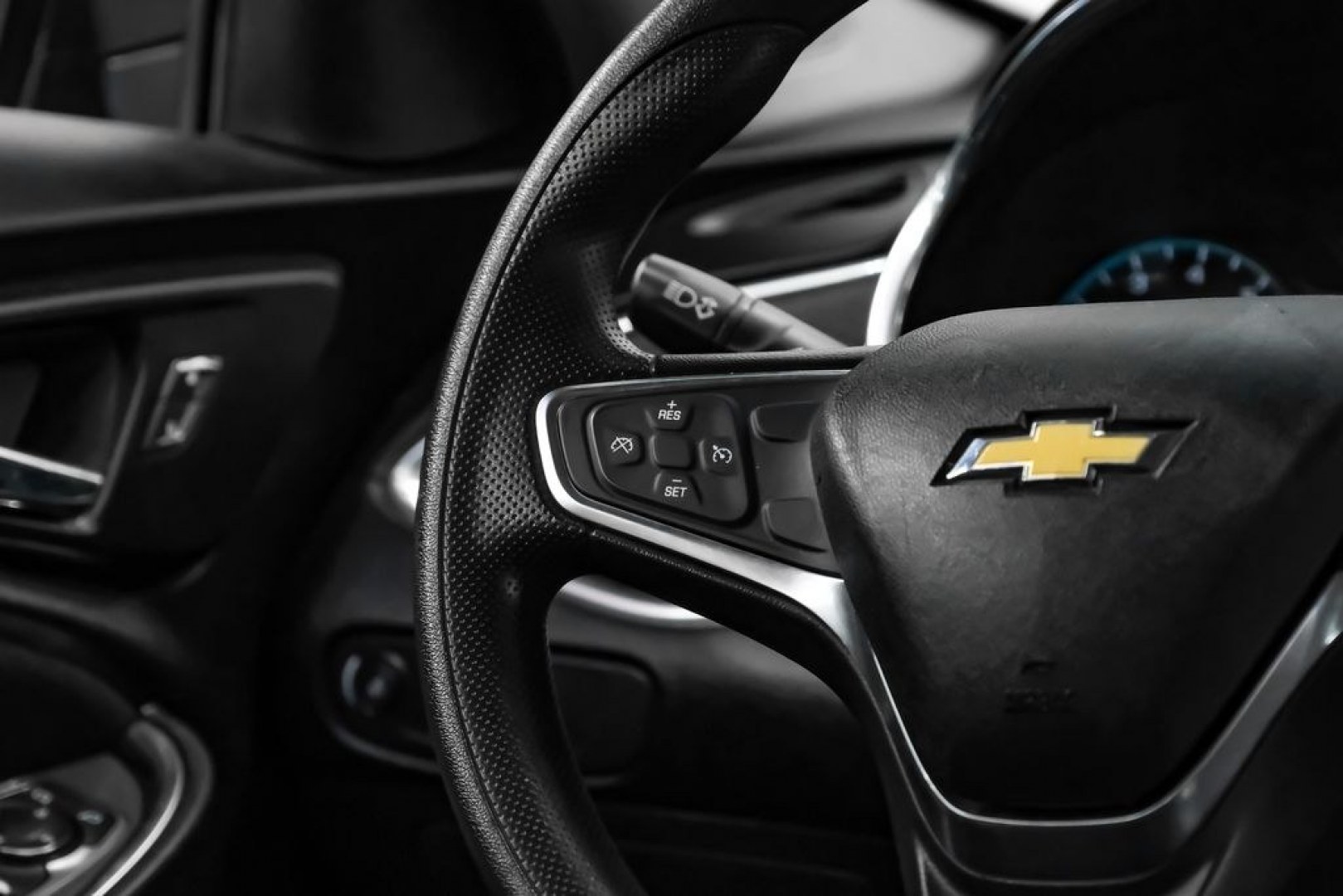 2019 Silver Ice Metallic /Black Chevrolet Malibu LT (1G1ZD5STXKF) with an 1.5L DOHC engine, CVT transmission, located at 15300 Midway Rd., Addison, TX, 75001, (972) 702-0011, 32.958321, -96.838074 - Introducing the 2019 Chevrolet Malibu LT, now available at Midway Auto Group in Addison, Texas. This midsize sedan combines sleek design, efficient performance, and modern technology, making it an excellent choice for drivers seeking both style and practicality.<br><br>Key Specifications:<br><br>Eng- Photo#22