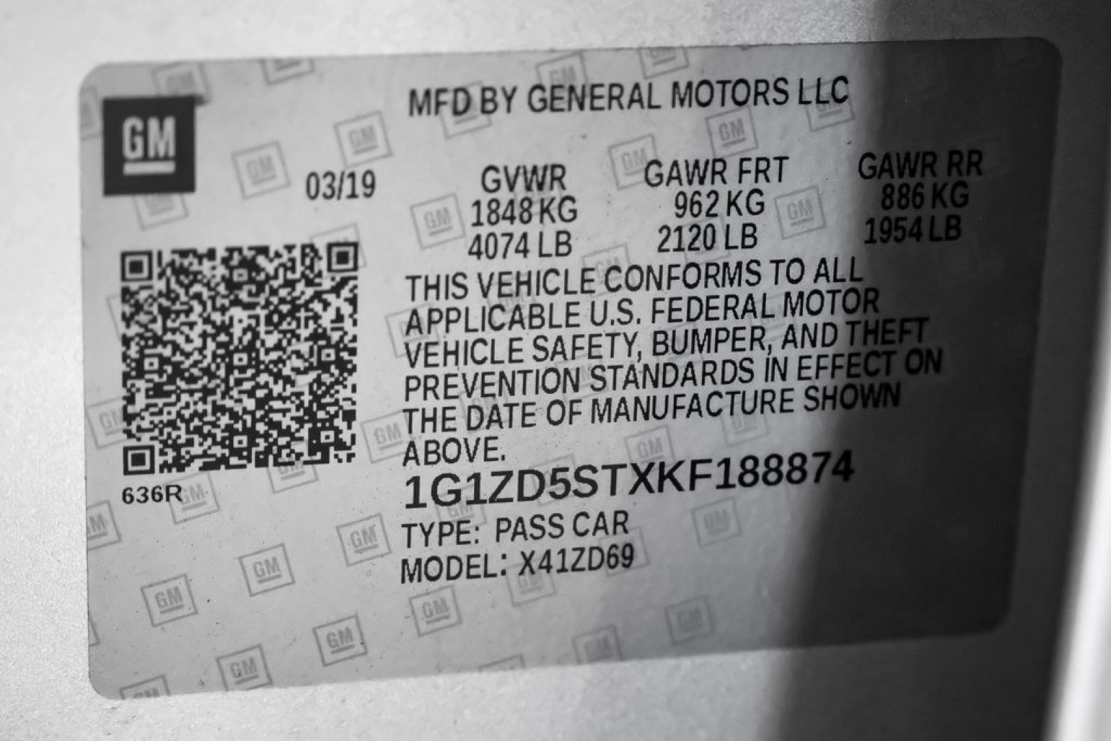 2019 Silver Ice Metallic /Black Chevrolet Malibu LT (1G1ZD5STXKF) with an 1.5L DOHC engine, CVT transmission, located at 15300 Midway Rd., Addison, TX, 75001, (972) 702-0011, 32.958321, -96.838074 - Introducing the 2019 Chevrolet Malibu LT, now available at Midway Auto Group in Addison, Texas. This midsize sedan combines sleek design, efficient performance, and modern technology, making it an excellent choice for drivers seeking both style and practicality.<br><br>Key Specifications:<br><br>Eng- Photo#57