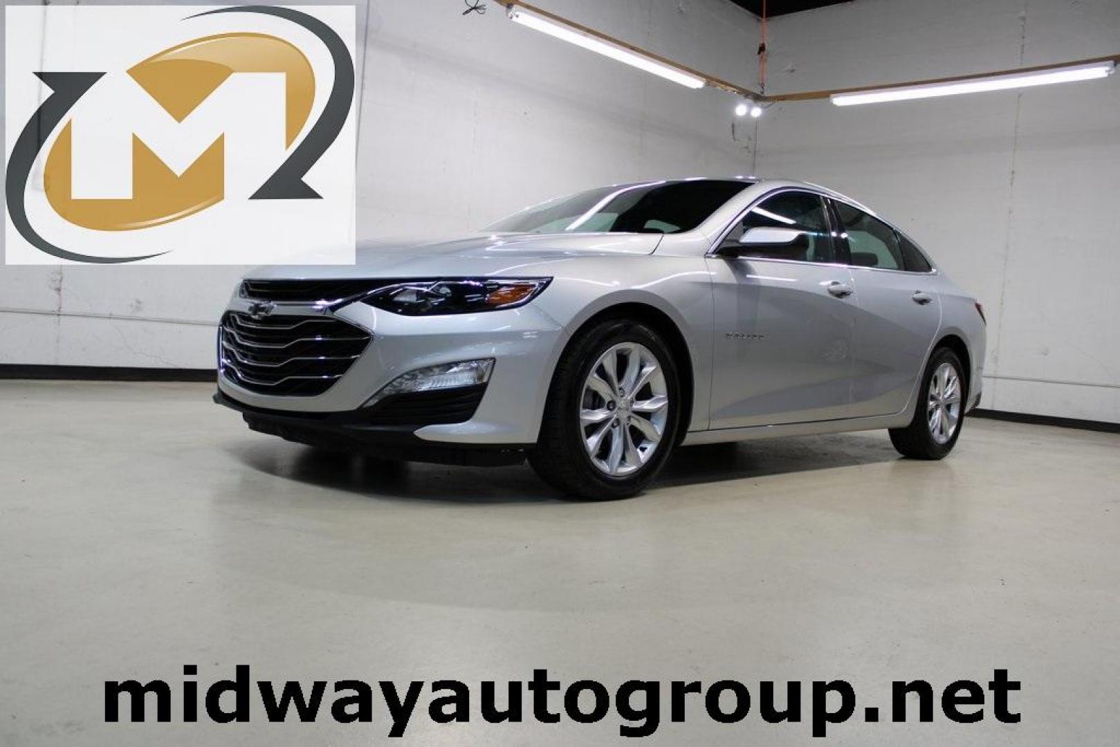 2019 Silver Ice Metallic /Jet Black Chevrolet Malibu LT (1G1ZD5STXKF) with an 1.5L DOHC engine, CVT transmission, located at 15300 Midway Rd., Addison, TX, 75001, (972) 702-0011, 32.958321, -96.838074 - Introducing the 2019 Chevrolet Malibu LT, now available at Midway Auto Group in Addison, Texas. This midsize sedan combines sleek design, efficient performance, and modern technology, making it an excellent choice for drivers seeking both style and practicality.<br><br>Key Specifications:<br><br>Eng - Photo#0