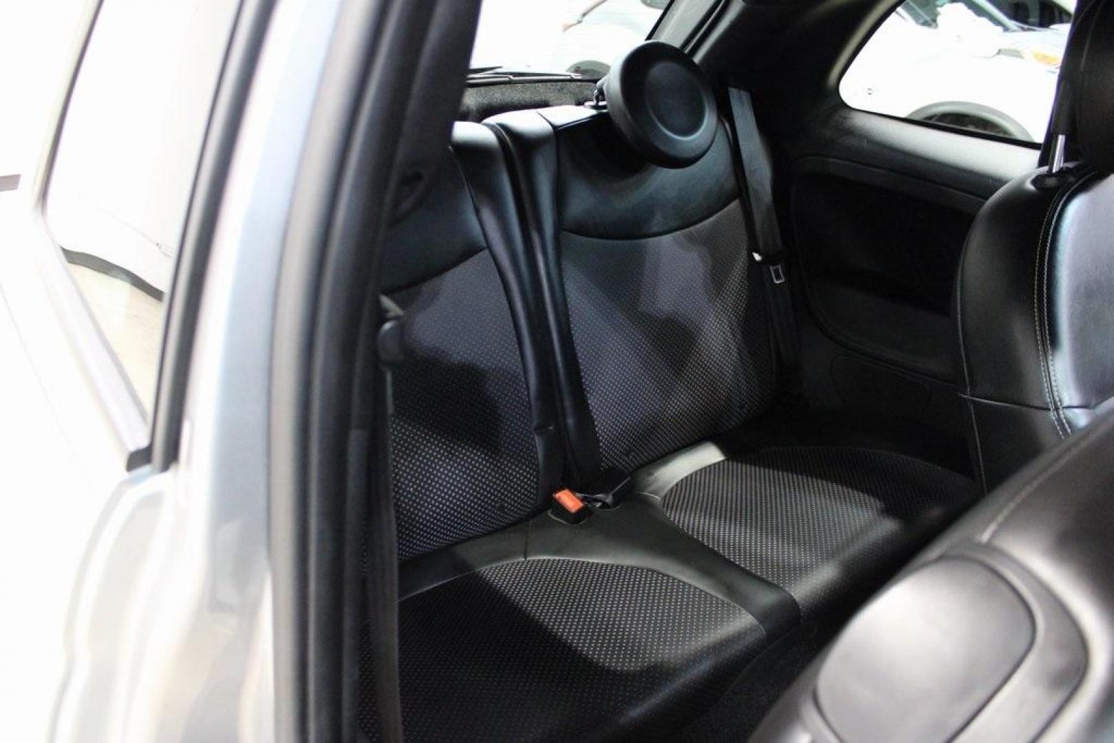 2017 Billet Argento (Silver) /Black Fiat 500e Battery Electric (3C3CFFGE4HT) with an Electric Motor engine, Automatic transmission, located at 15300 Midway Rd., Addison, TX, 75001, (972) 702-0011, 32.958321, -96.838074 - Introducing the 2017 Fiat 500e, now available at Midway Auto Group in Addison, Texas. This all-electric hatchback combines iconic Italian design with eco-friendly performance, making it an excellent choice for those seeking style and sustainability.<br><br>Key Specifications:<br><br>Motor: 111-horse - Photo#12