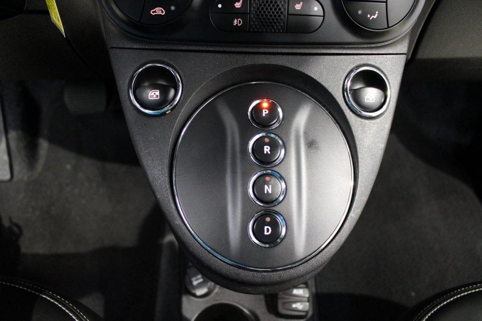 2017 Billet Argento (Silver) /Black Fiat 500e Battery Electric (3C3CFFGE4HT) with an Electric Motor engine, Automatic transmission, located at 15300 Midway Rd., Addison, TX, 75001, (972) 702-0011, 32.958321, -96.838074 - Introducing the 2017 Fiat 500e, now available at Midway Auto Group in Addison, Texas. This all-electric hatchback combines iconic Italian design with eco-friendly performance, making it an excellent choice for those seeking style and sustainability.<br><br>Key Specifications:<br><br>Motor: 111-horse - Photo#17