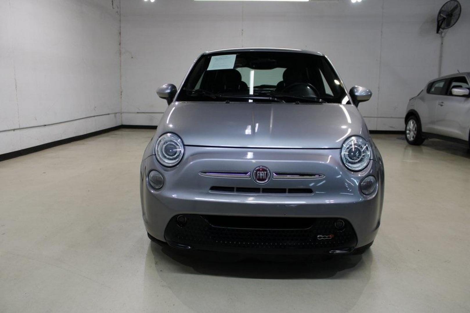 2017 Billet Argento (Silver) /Black Fiat 500e Battery Electric (3C3CFFGE4HT) with an Electric Motor engine, Automatic transmission, located at 15300 Midway Rd., Addison, TX, 75001, (972) 702-0011, 32.958321, -96.838074 - Introducing the 2017 Fiat 500e, now available at Midway Auto Group in Addison, Texas. This all-electric hatchback combines iconic Italian design with eco-friendly performance, making it an excellent choice for those seeking style and sustainability.<br><br>Key Specifications:<br><br>Motor: 111-horse - Photo#5