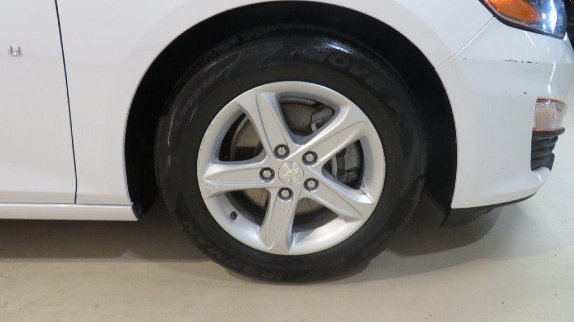 2019 Summit White /Jet Black Chevrolet Malibu LS (1G1ZB5ST0KF) with an 1.5L DOHC engine, CVT transmission, located at 15300 Midway Rd., Addison, TX, 75001, (972) 702-0011, 32.958321, -96.838074 - 2019 Chevrolet Malibu LS<br>Available Now at Midway Auto Group Addison, Texas<br><br>Elevate your daily drive with this sleek and efficient 2019 Chevrolet Malibu LS. Combining stylish design, impressive fuel economy, and modern technology, the Malibu LS is perfect for those who appreciate comfort a - Photo#11