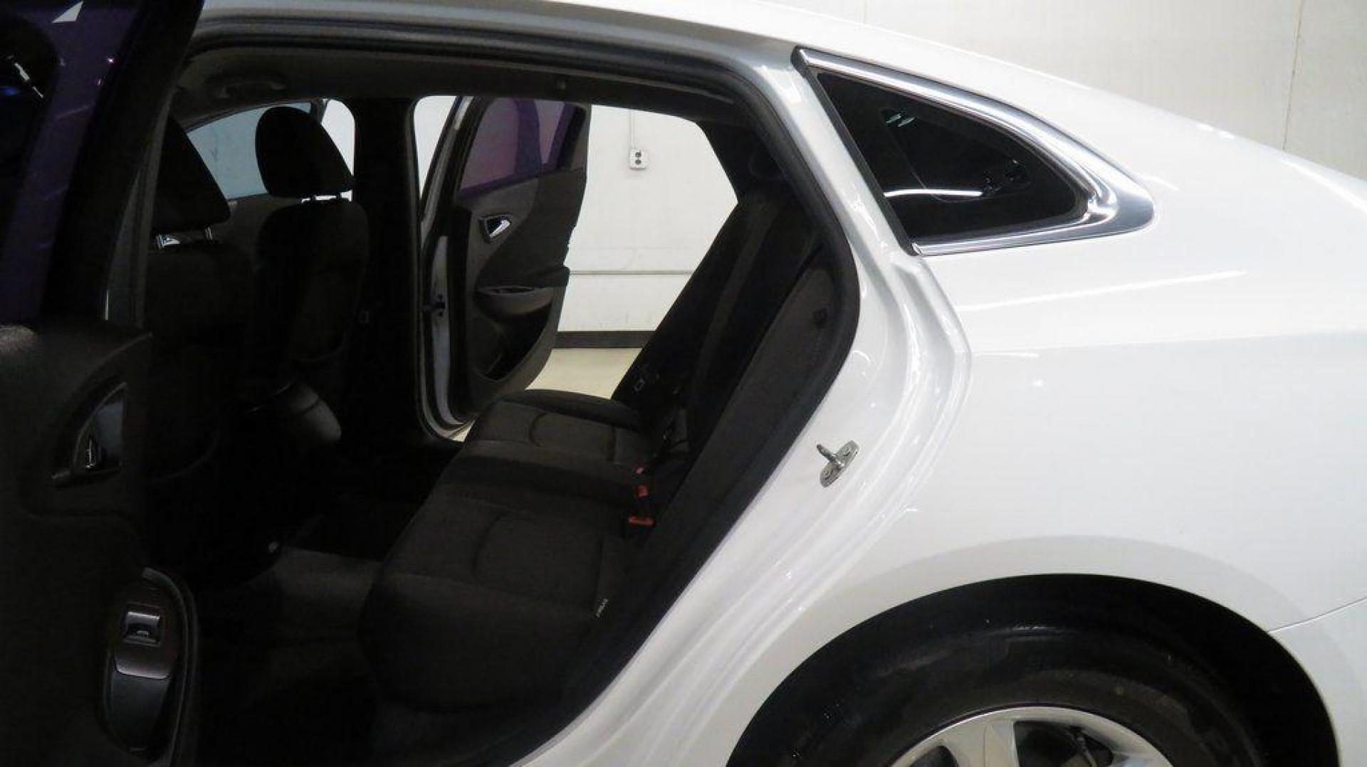 2019 Summit White /Jet Black Chevrolet Malibu LS (1G1ZB5ST0KF) with an 1.5L DOHC engine, CVT transmission, located at 15300 Midway Rd., Addison, TX, 75001, (972) 702-0011, 32.958321, -96.838074 - 2019 Chevrolet Malibu LS<br>Available Now at Midway Auto Group Addison, Texas<br><br>Elevate your daily drive with this sleek and efficient 2019 Chevrolet Malibu LS. Combining stylish design, impressive fuel economy, and modern technology, the Malibu LS is perfect for those who appreciate comfort a - Photo#15