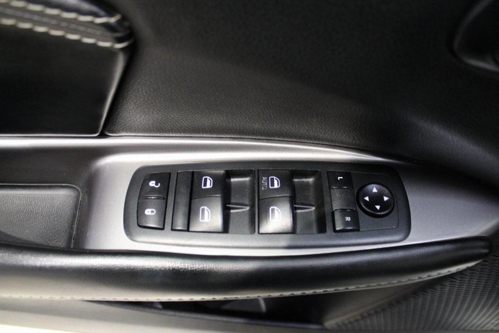 2020 Vice White /Black Dodge Journey Crossroad (3C4PDCGB1LT) with an 2.4L I4 DOHC 16V Dual VVT engine, Automatic transmission, located at 15300 Midway Rd., Addison, TX, 75001, (972) 702-0011, 32.958321, -96.838074 - 2020 Dodge Journey Crossroad<br>Available Now at Midway Auto Group Addison, Texas<br><br>Versatile, spacious, and packed with features, the 2020 Dodge Journey Crossroad is the ideal choice for active families and adventurous drivers alike. From everyday errands around Addison to long road trips acr - Photo#25