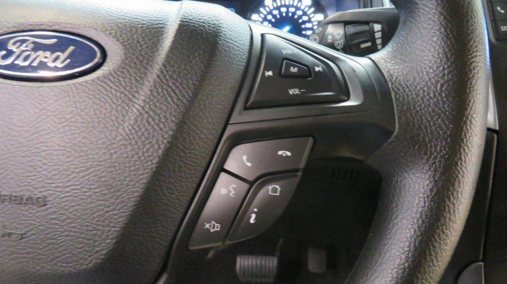 2019 Oxford White /Dune Ford Edge SE (2FMPK3G95KB) with an EcoBoost 2.0L I4 GTDi DOHC Turbocharged VCT engine, Automatic transmission, located at 15300 Midway Rd., Addison, TX, 75001, (972) 702-0011, 32.958321, -96.838074 - 2019 Ford Edge SE<br>Available Now at Midway Auto Group Addison, Texas<br><br>Step into comfort and confidence with this stylish 2019 Ford Edge SE. Designed to provide a perfect blend of performance, technology, and versatility, the Edge makes every drive enjoyablewhether navigating the streets of - Photo#23