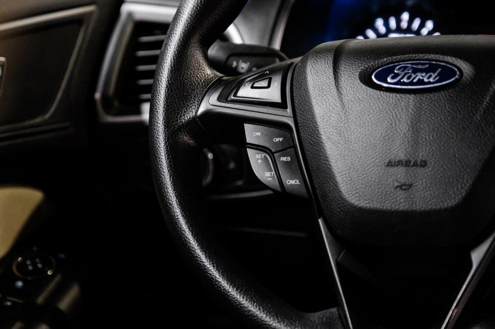 2019 Oxford White /Dune Ford Edge SE (2FMPK3G95KB) with an EcoBoost 2.0L I4 GTDi DOHC Turbocharged VCT engine, Automatic transmission, located at 15300 Midway Rd., Addison, TX, 75001, (972) 702-0011, 32.958321, -96.838074 - 2019 Ford Edge SE<br>Available Now at Midway Auto Group Addison, Texas<br><br>Step into comfort and confidence with this stylish 2019 Ford Edge SE. Designed to provide a perfect blend of performance, technology, and versatility, the Edge makes every drive enjoyablewhether navigating the streets of - Photo#14