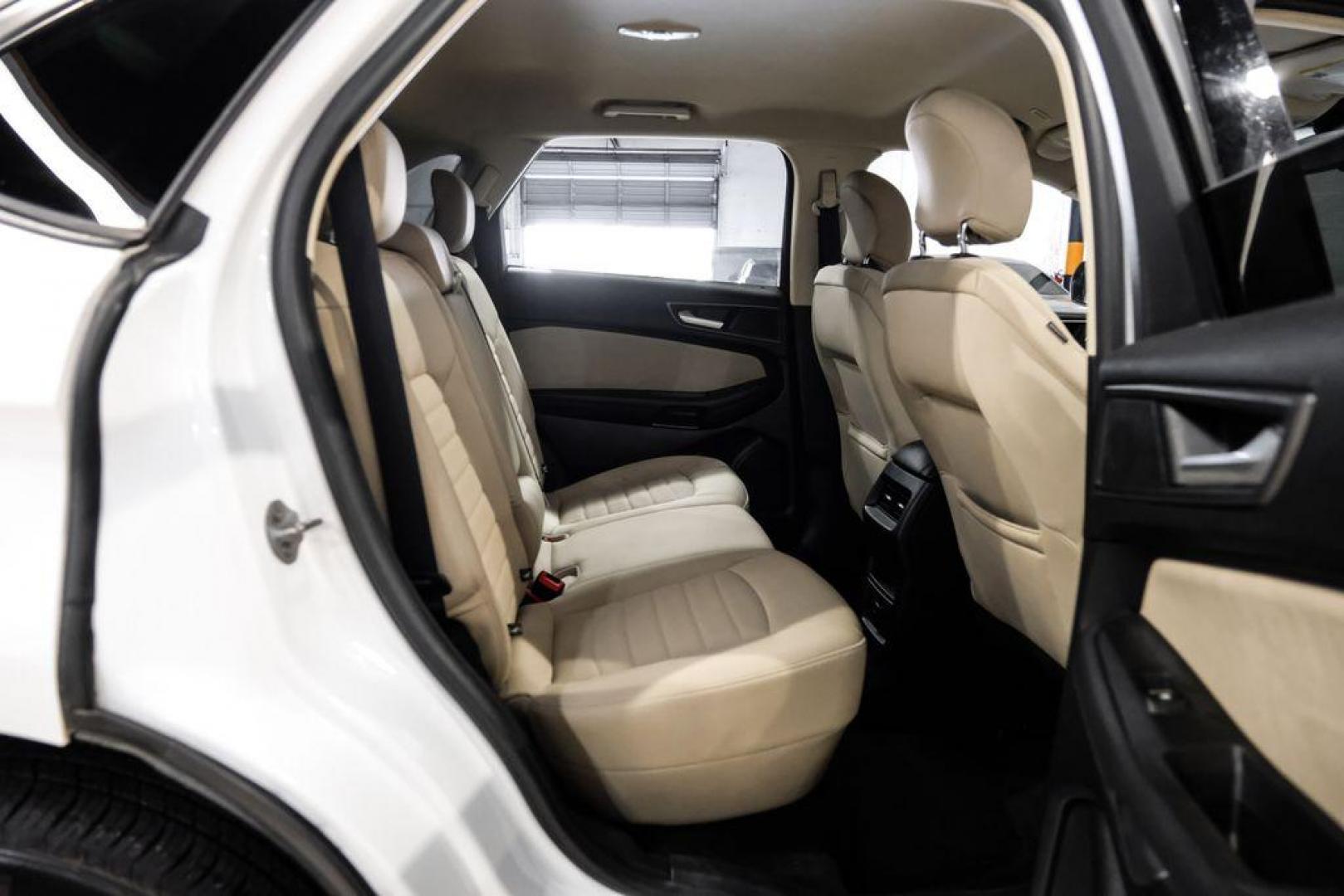 2019 Oxford White /Dune Ford Edge SE (2FMPK3G95KB) with an EcoBoost 2.0L I4 GTDi DOHC Turbocharged VCT engine, Automatic transmission, located at 15300 Midway Rd., Addison, TX, 75001, (972) 702-0011, 32.958321, -96.838074 - 2019 Ford Edge SE<br>Available Now at Midway Auto Group Addison, Texas<br><br>Step into comfort and confidence with this stylish 2019 Ford Edge SE. Designed to provide a perfect blend of performance, technology, and versatility, the Edge makes every drive enjoyablewhether navigating the streets of - Photo#30