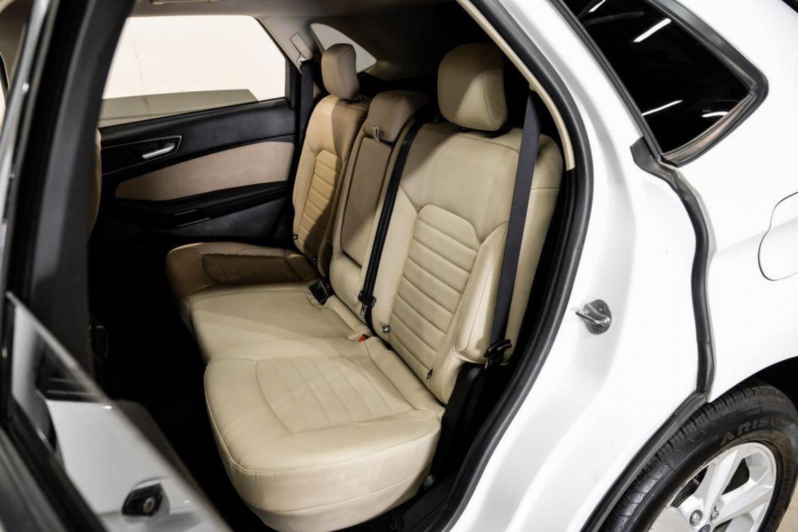 2019 Oxford White /Dune Ford Edge SE (2FMPK3G95KB) with an EcoBoost 2.0L I4 GTDi DOHC Turbocharged VCT engine, Automatic transmission, located at 15300 Midway Rd., Addison, TX, 75001, (972) 702-0011, 32.958321, -96.838074 - 2019 Ford Edge SE<br>Available Now at Midway Auto Group Addison, Texas<br><br>Step into comfort and confidence with this stylish 2019 Ford Edge SE. Designed to provide a perfect blend of performance, technology, and versatility, the Edge makes every drive enjoyablewhether navigating the streets of - Photo#34