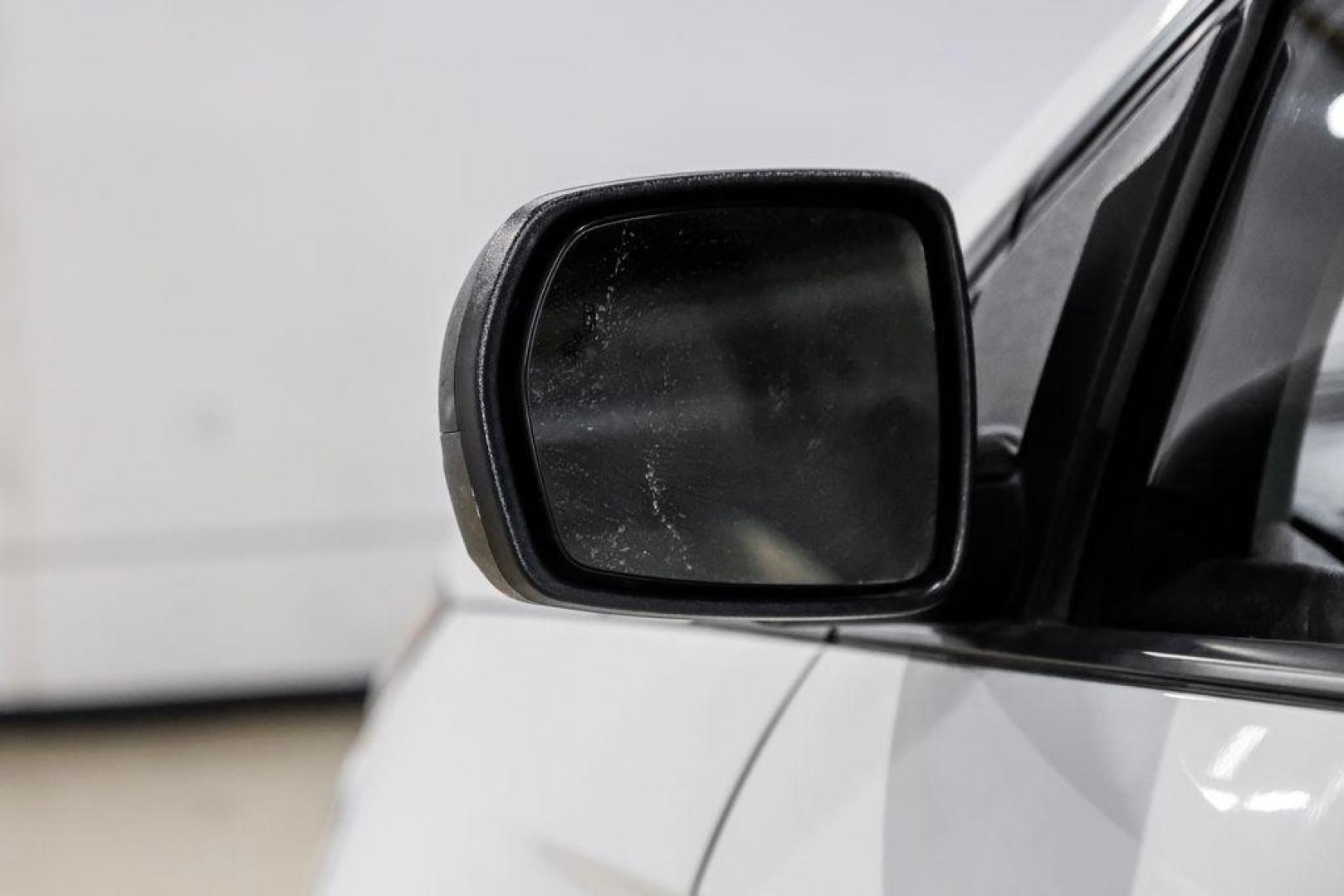 2019 Oxford White /Dune Ford Edge SE (2FMPK3G95KB) with an EcoBoost 2.0L I4 GTDi DOHC Turbocharged VCT engine, Automatic transmission, located at 15300 Midway Rd., Addison, TX, 75001, (972) 702-0011, 32.958321, -96.838074 - 2019 Ford Edge SE<br>Available Now at Midway Auto Group Addison, Texas<br><br>Step into comfort and confidence with this stylish 2019 Ford Edge SE. Designed to provide a perfect blend of performance, technology, and versatility, the Edge makes every drive enjoyablewhether navigating the streets of - Photo#35