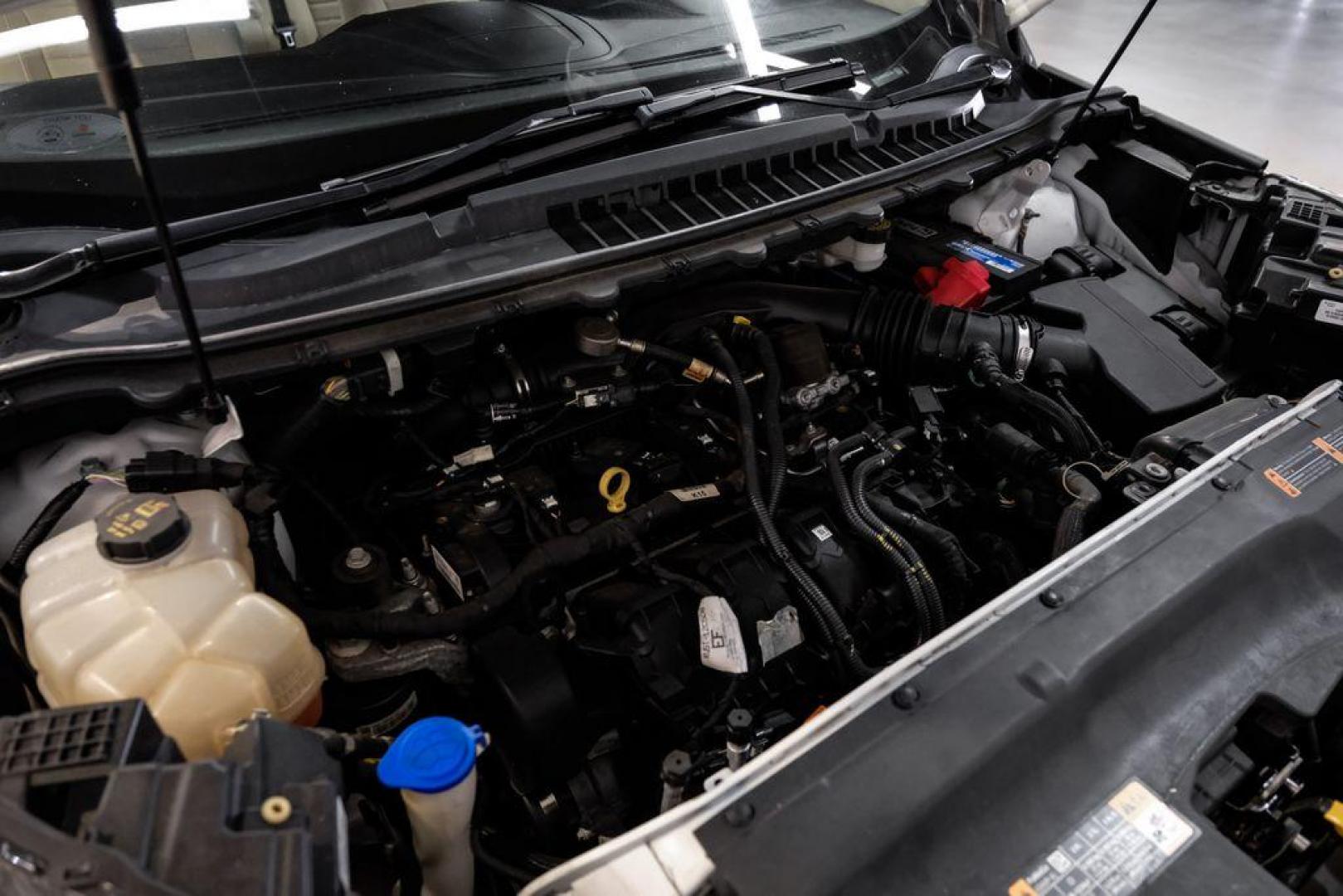 2019 Oxford White /Dune Ford Edge SE (2FMPK3G95KB) with an EcoBoost 2.0L I4 GTDi DOHC Turbocharged VCT engine, Automatic transmission, located at 15300 Midway Rd., Addison, TX, 75001, (972) 702-0011, 32.958321, -96.838074 - 2019 Ford Edge SE<br>Available Now at Midway Auto Group Addison, Texas<br><br>Step into comfort and confidence with this stylish 2019 Ford Edge SE. Designed to provide a perfect blend of performance, technology, and versatility, the Edge makes every drive enjoyablewhether navigating the streets of - Photo#45