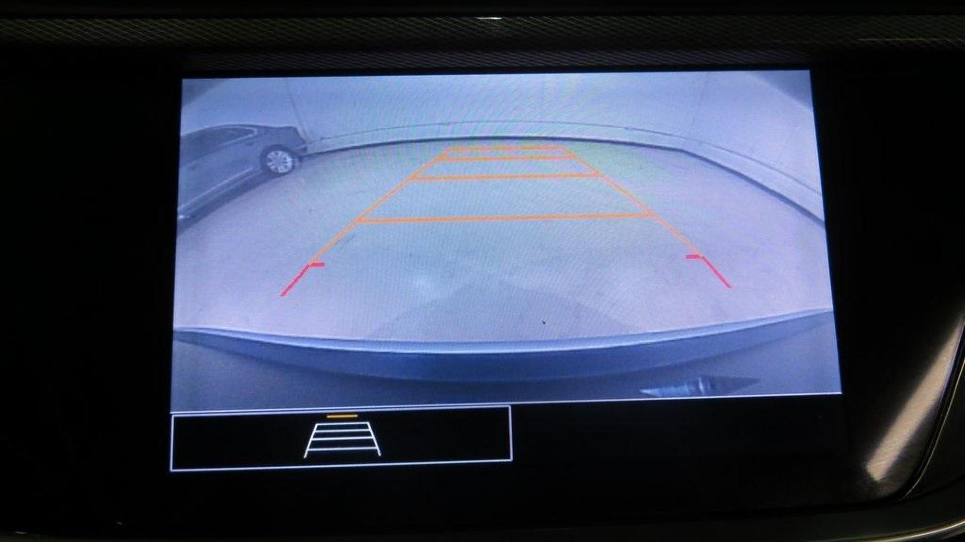 2020 Summit White /Ebony With Ebony Interior Accents Buick Encore GX Preferred (KL4MMBS24LB) with an ECOTEC 1.2L Turbo engine, CVT transmission, located at 15300 Midway Rd., Addison, TX, 75001, (972) 702-0011, 32.958321, -96.838074 - 2020 Buick Encore GX Select<br>Now Available at Midway Auto Group Addison, Texas<br><br>Experience the perfect blend of style, efficiency, and advanced technology with the 2020 Buick Encore GX Select. This subcompact SUV offers a spacious interior, modern safety features, and a smooth driving exper - Photo#21