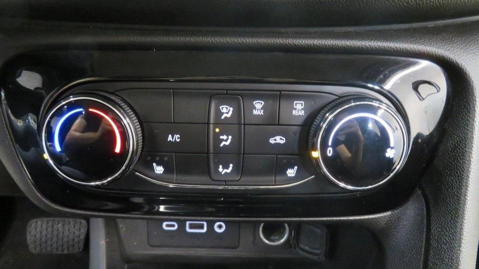 2020 Summit White /Ebony With Ebony Interior Accents Buick Encore GX Preferred (KL4MMBS24LB) with an ECOTEC 1.2L Turbo engine, CVT transmission, located at 15300 Midway Rd., Addison, TX, 75001, (972) 702-0011, 32.958321, -96.838074 - 2020 Buick Encore GX Select<br>Now Available at Midway Auto Group Addison, Texas<br><br>Experience the perfect blend of style, efficiency, and advanced technology with the 2020 Buick Encore GX Select. This subcompact SUV offers a spacious interior, modern safety features, and a smooth driving exper - Photo#23