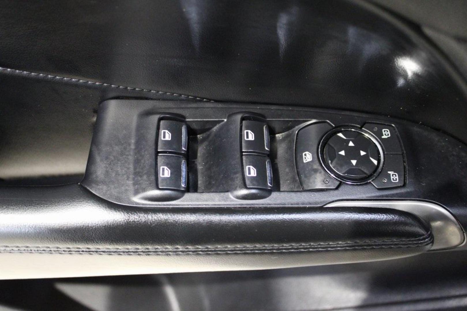 2015 Silver Sand /Ebony Lincoln MKC Base (5LMCJ1A95FU) with an EcoBoost 2.0L I4 GTDi DOHC Turbocharged VCT engine, Automatic transmission, located at 15300 Midway Rd., Addison, TX, 75001, (972) 702-0011, 32.958321, -96.838074 - 2015 Lincoln MKC<br>Available Now at Midway Auto Group Addison, Texas<br><br>Discover refined luxury and dynamic performance in this stunning 2015 Lincoln MKC. Designed for those who seek style, comfort, and a sophisticated driving experience, this premium crossover is perfectly suited for navigati - Photo#25