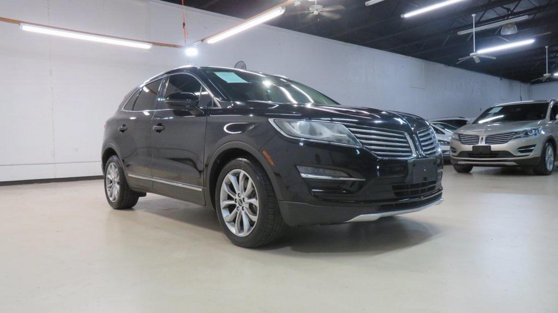 2016 Velvet /White Sands/Espresso Lincoln MKC Select (5LMCJ2C9XGU) with an EcoBoost 2.0L I4 GTDi DOHC Turbocharged VCT engine, Automatic transmission, located at 15300 Midway Rd., Addison, TX, 75001, (972) 702-0011, 32.958321, -96.838074 - 2016 Lincoln MKC Reserve<br>Now Available at Midway Auto Group Addison, Texas<br><br>The 2016 Lincoln MKC Reserve brings luxury, performance, and cutting-edge technology together in a stylish compact SUV. Whether cruising through Addison or exploring Texas highways, this MKC offers refined comfort, - Photo#1