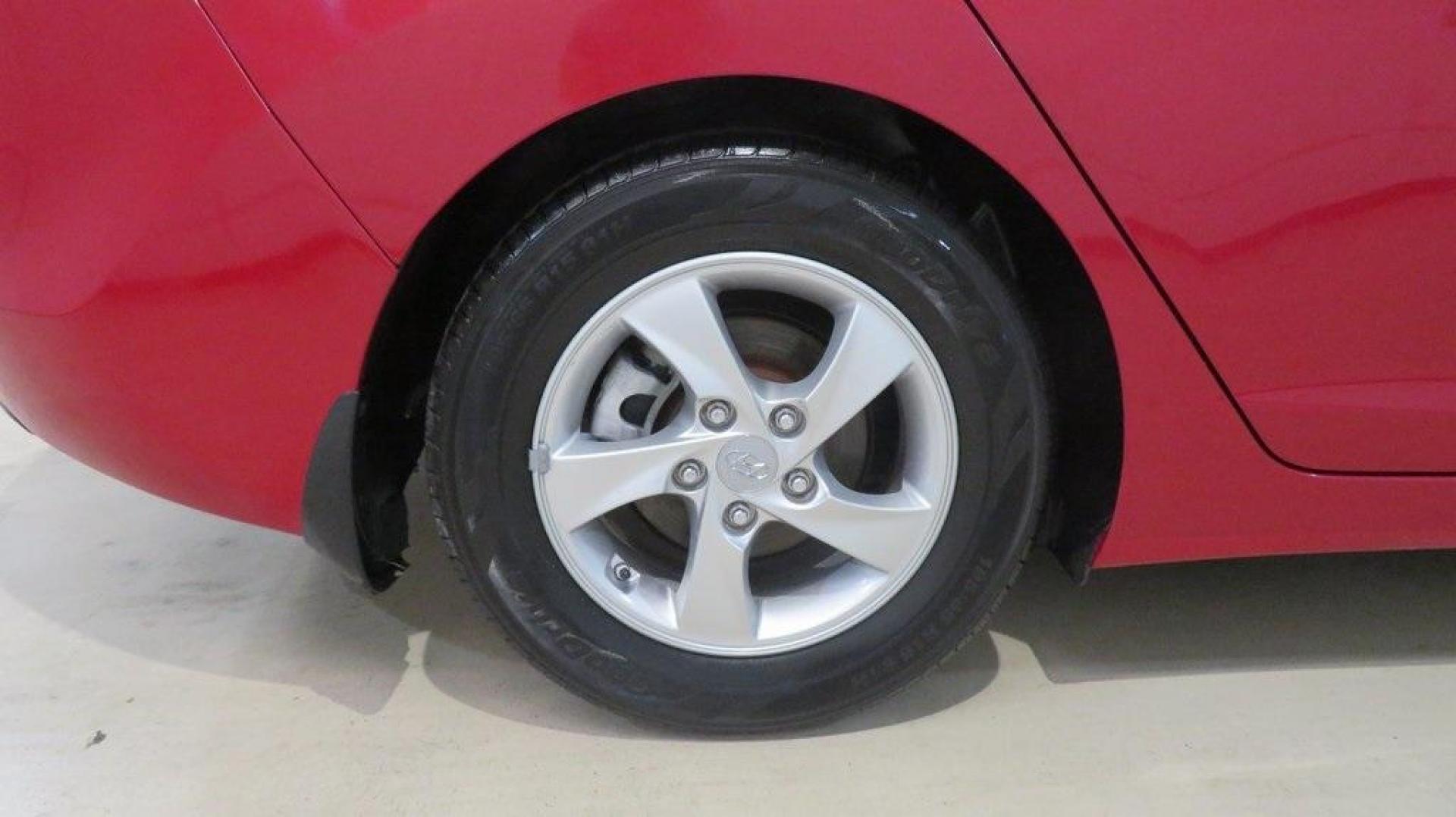 2016 Geranium Red /Gray Hyundai Elantra SE (KMHDH4AE9GU) with an 1.8L 4-Cylinder DOHC 16V Dual CVVT engine, Automatic transmission, located at 15300 Midway Rd., Addison, TX, 75001, (972) 702-0011, 32.958321, -96.838074 - 2016 Hyundai Elantra SE<br>Now Available at Midway Auto Group Addison, Texas<br><br>Smart, efficient, and comfortable, the 2016 Hyundai Elantra SE delivers an outstanding blend of value, reliability, and style. Whether commuting through Addison or heading out on a weekend road trip across Texas, th - Photo#10