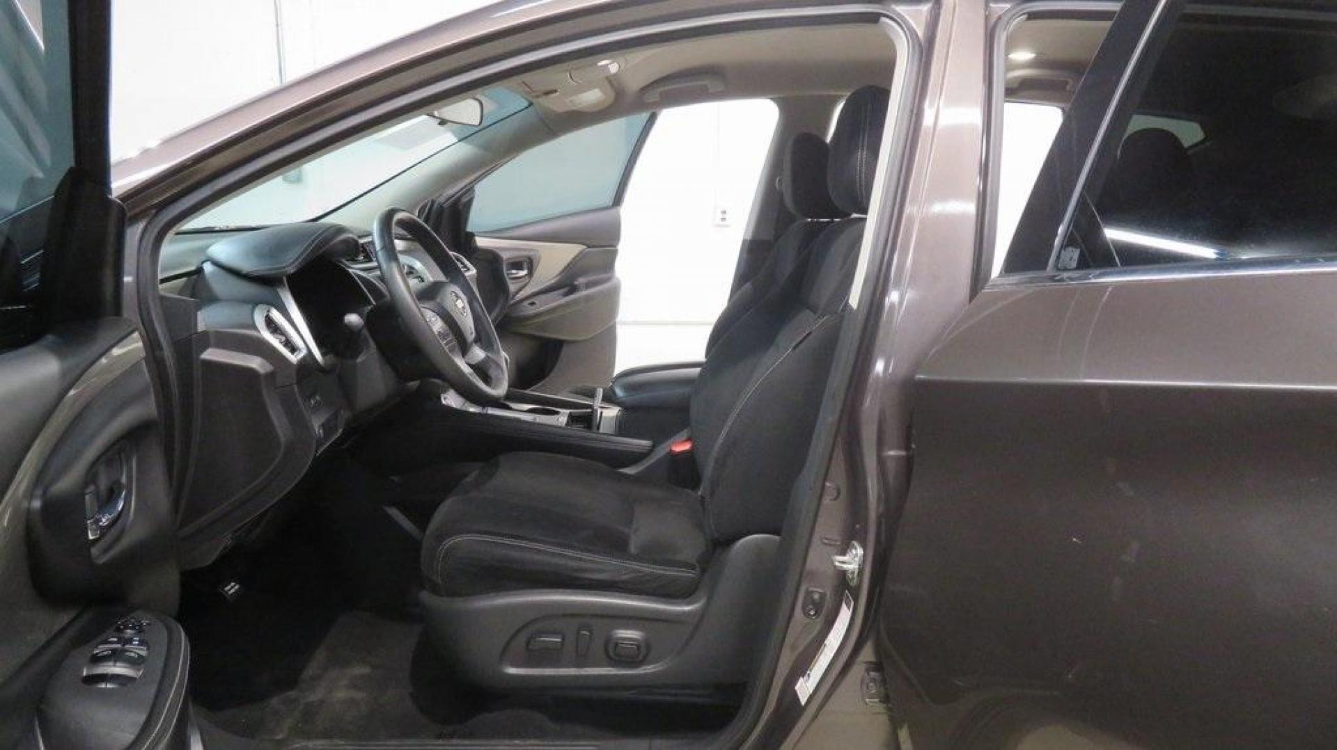 2017 Java Metallic /Graphite Nissan Murano SV (5N1AZ2MG8HN) with an 3.5L V6 engine, CVT transmission, located at 15300 Midway Rd., Addison, TX, 75001, (972) 702-0011, 32.958321, -96.838074 - 2017 Nissan Murano SV<br>Now Available at Midway Auto Group Addison, Texas<br><br>Elevate your driving experience with the 2017 Nissan Murano SV, where refined style meets comfort and advanced technology. Perfectly suited for your daily drive around Addison or longer journeys through the Texas high - Photo#13