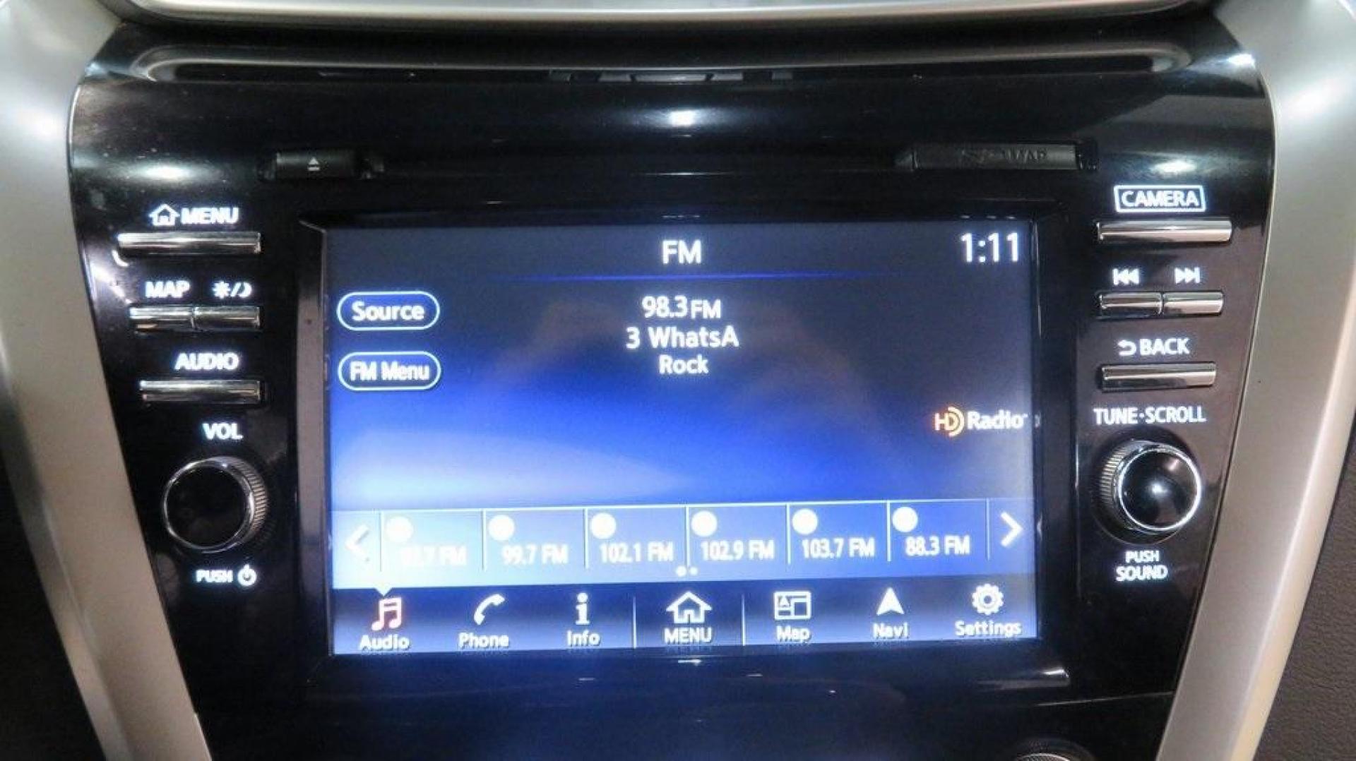 2017 Java Metallic /Graphite Nissan Murano SV (5N1AZ2MG8HN) with an 3.5L V6 engine, CVT transmission, located at 15300 Midway Rd., Addison, TX, 75001, (972) 702-0011, 32.958321, -96.838074 - 2017 Nissan Murano SV<br>Now Available at Midway Auto Group Addison, Texas<br><br>Elevate your driving experience with the 2017 Nissan Murano SV, where refined style meets comfort and advanced technology. Perfectly suited for your daily drive around Addison or longer journeys through the Texas high - Photo#18