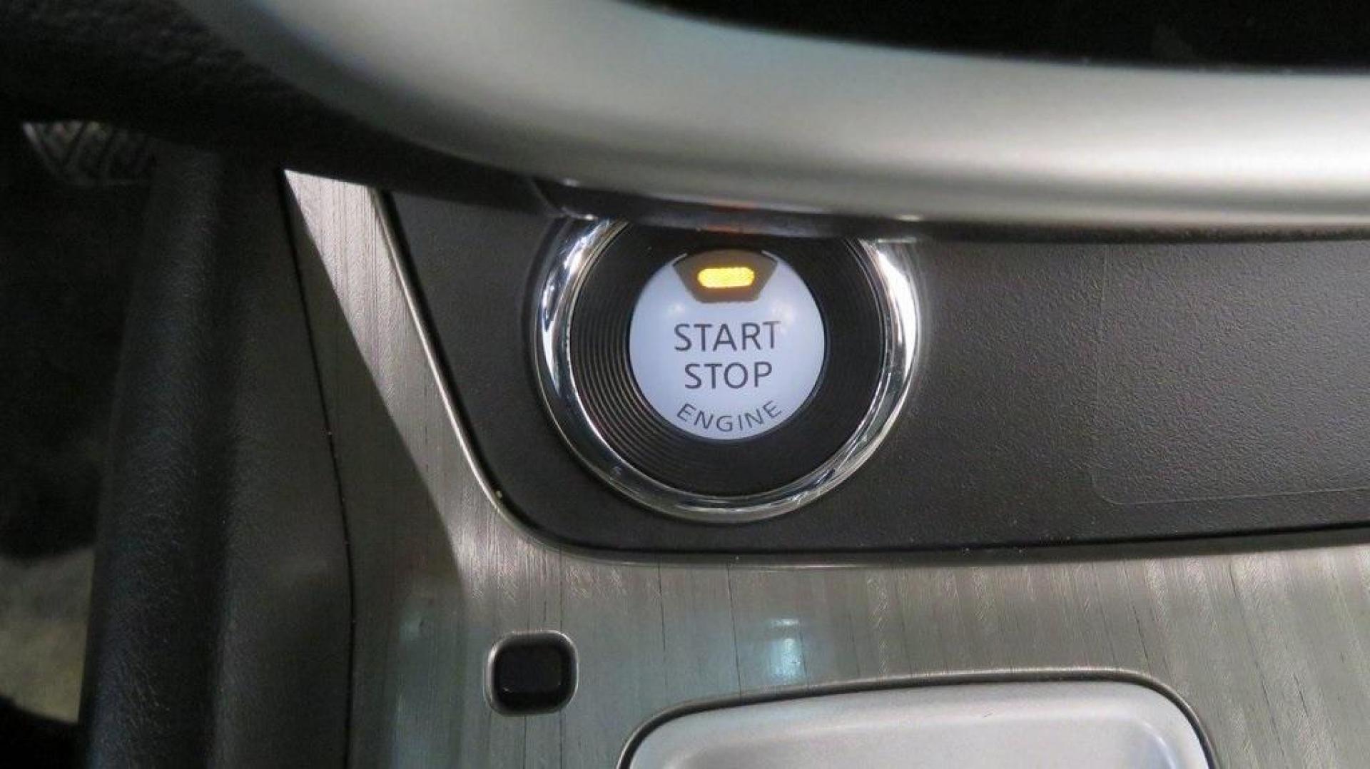 2017 Java Metallic /Graphite Nissan Murano SV (5N1AZ2MG8HN) with an 3.5L V6 engine, CVT transmission, located at 15300 Midway Rd., Addison, TX, 75001, (972) 702-0011, 32.958321, -96.838074 - 2017 Nissan Murano SV<br>Now Available at Midway Auto Group Addison, Texas<br><br>Elevate your driving experience with the 2017 Nissan Murano SV, where refined style meets comfort and advanced technology. Perfectly suited for your daily drive around Addison or longer journeys through the Texas high - Photo#21
