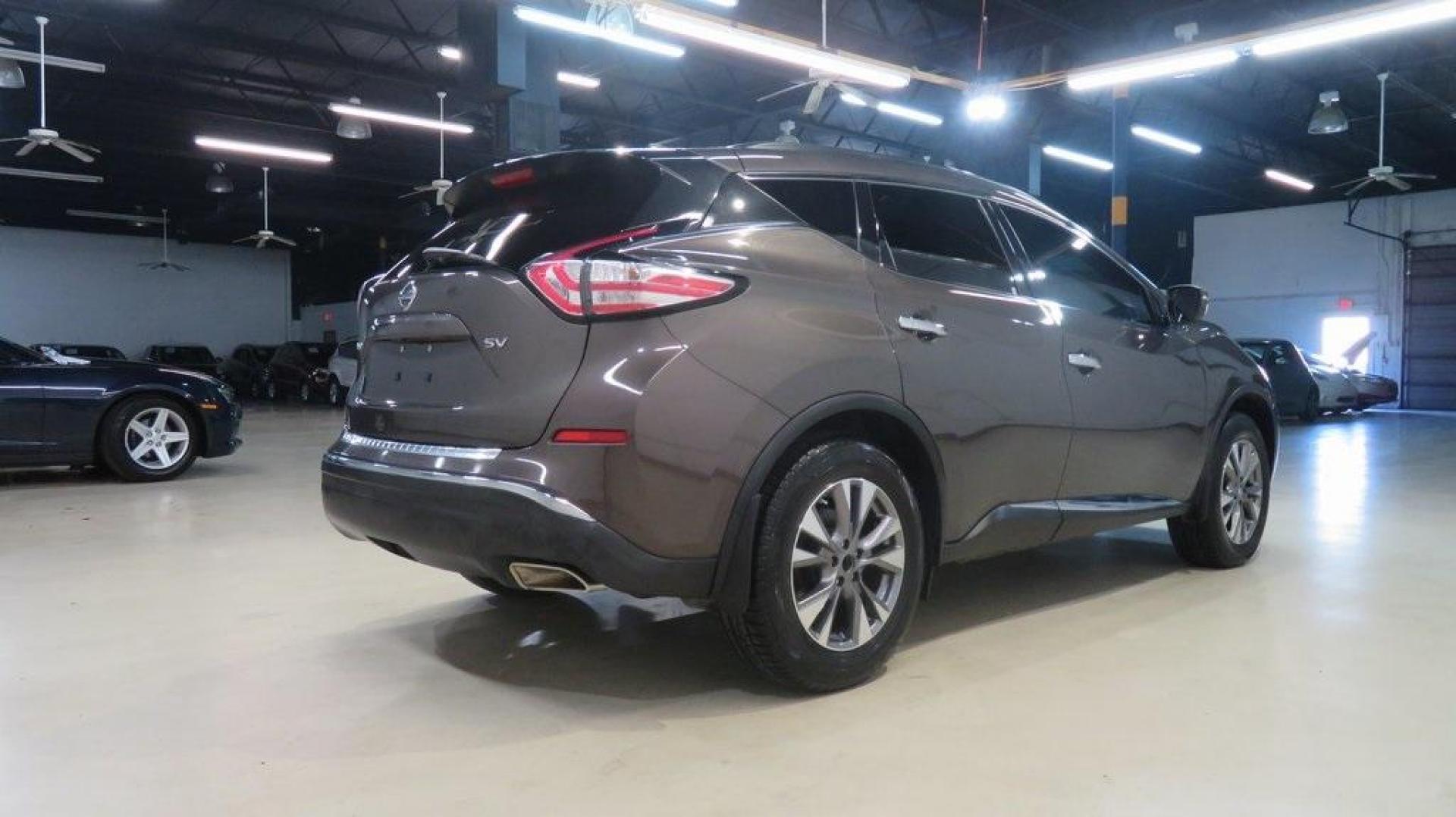 2017 Java Metallic /Graphite Nissan Murano SV (5N1AZ2MG8HN) with an 3.5L V6 engine, CVT transmission, located at 15300 Midway Rd., Addison, TX, 75001, (972) 702-0011, 32.958321, -96.838074 - 2017 Nissan Murano SV<br>Now Available at Midway Auto Group Addison, Texas<br><br>Elevate your driving experience with the 2017 Nissan Murano SV, where refined style meets comfort and advanced technology. Perfectly suited for your daily drive around Addison or longer journeys through the Texas high - Photo#2