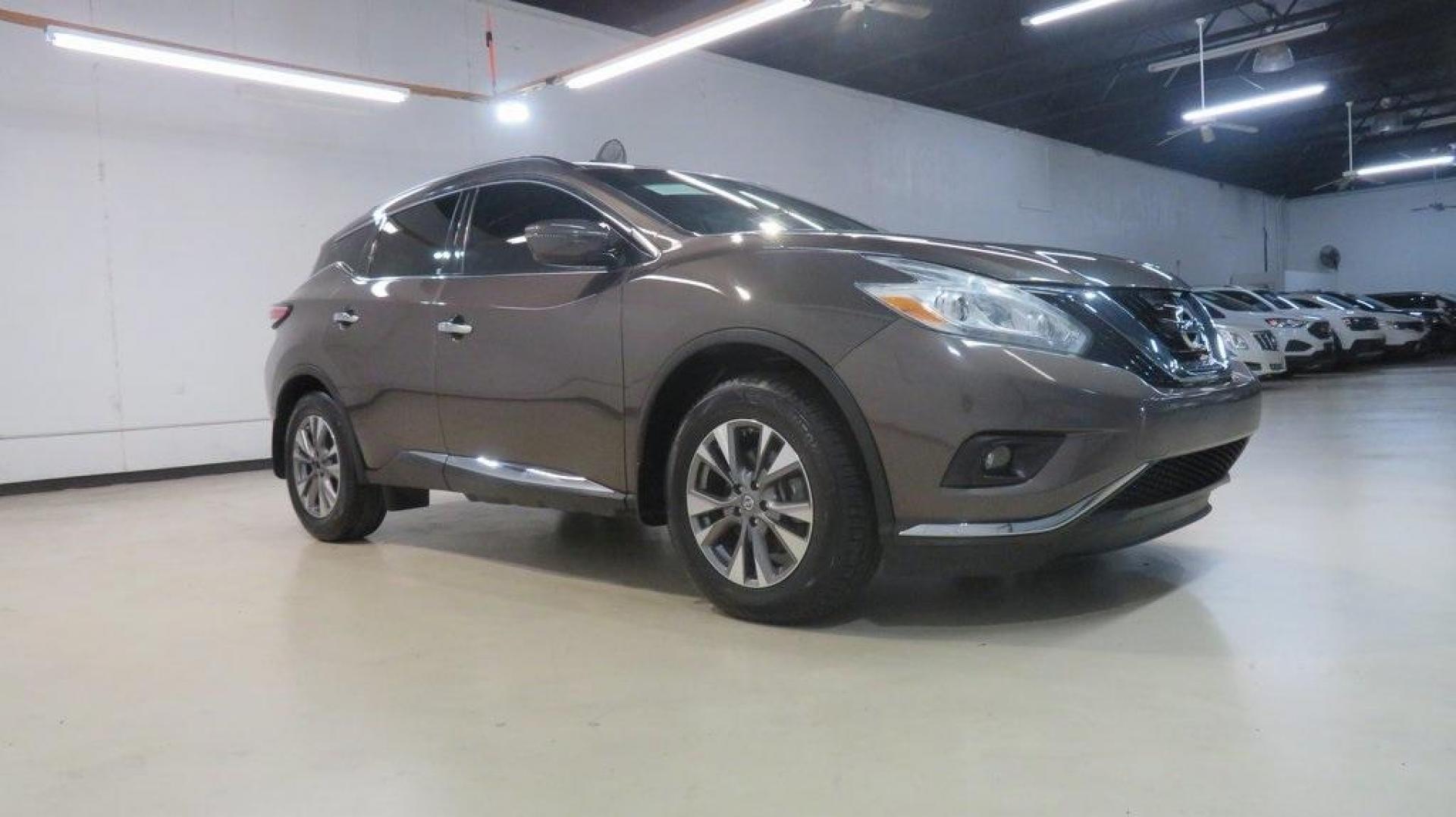 2017 Java Metallic /Graphite Nissan Murano SV (5N1AZ2MG8HN) with an 3.5L V6 engine, CVT transmission, located at 15300 Midway Rd., Addison, TX, 75001, (972) 702-0011, 32.958321, -96.838074 - 2017 Nissan Murano SV<br>Now Available at Midway Auto Group Addison, Texas<br><br>Elevate your driving experience with the 2017 Nissan Murano SV, where refined style meets comfort and advanced technology. Perfectly suited for your daily drive around Addison or longer journeys through the Texas high - Photo#6