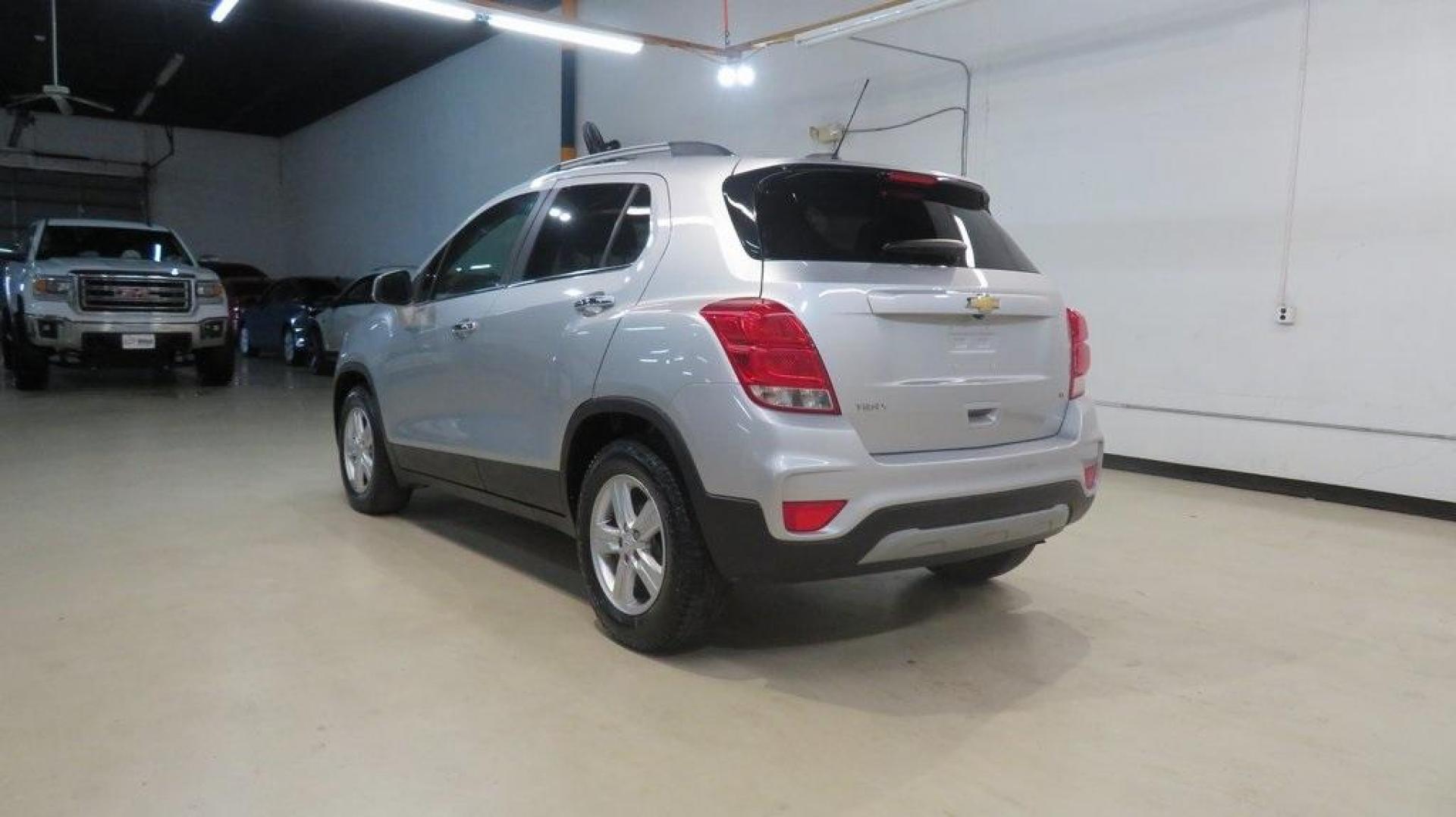 2019 Silver Ice Metallic /Jet Black Chevrolet Trax LT (KL7CJLSB1KB) with an ECOTEC 1.4L I4 SMPI DOHC Turbocharged VVT engine, Automatic transmission, located at 15300 Midway Rd., Addison, TX, 75001, (972) 702-0011, 32.958321, -96.838074 - 2019 Chevrolet Trax LT<br>Now Available at Midway Auto Group Addison, Texas<br><br>Compact, agile, and packed with modern technology, the 2019 Chevrolet Trax LT is the ideal urban SUV for drivers seeking versatility and efficiency. Whether navigating the busy streets of Addison or setting out on lo - Photo#3