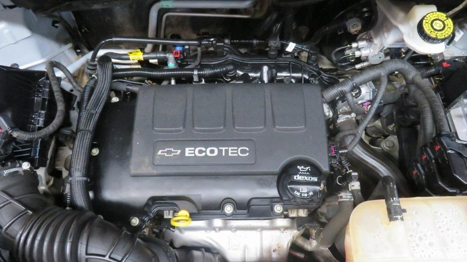 2019 Silver Ice Metallic /Jet Black Chevrolet Trax LT (KL7CJLSB1KB) with an ECOTEC 1.4L I4 SMPI DOHC Turbocharged VVT engine, Automatic transmission, located at 15300 Midway Rd., Addison, TX, 75001, (972) 702-0011, 32.958321, -96.838074 - 2019 Chevrolet Trax LT<br>Now Available at Midway Auto Group Addison, Texas<br><br>Compact, agile, and packed with modern technology, the 2019 Chevrolet Trax LT is the ideal urban SUV for drivers seeking versatility and efficiency. Whether navigating the busy streets of Addison or setting out on lo - Photo#28