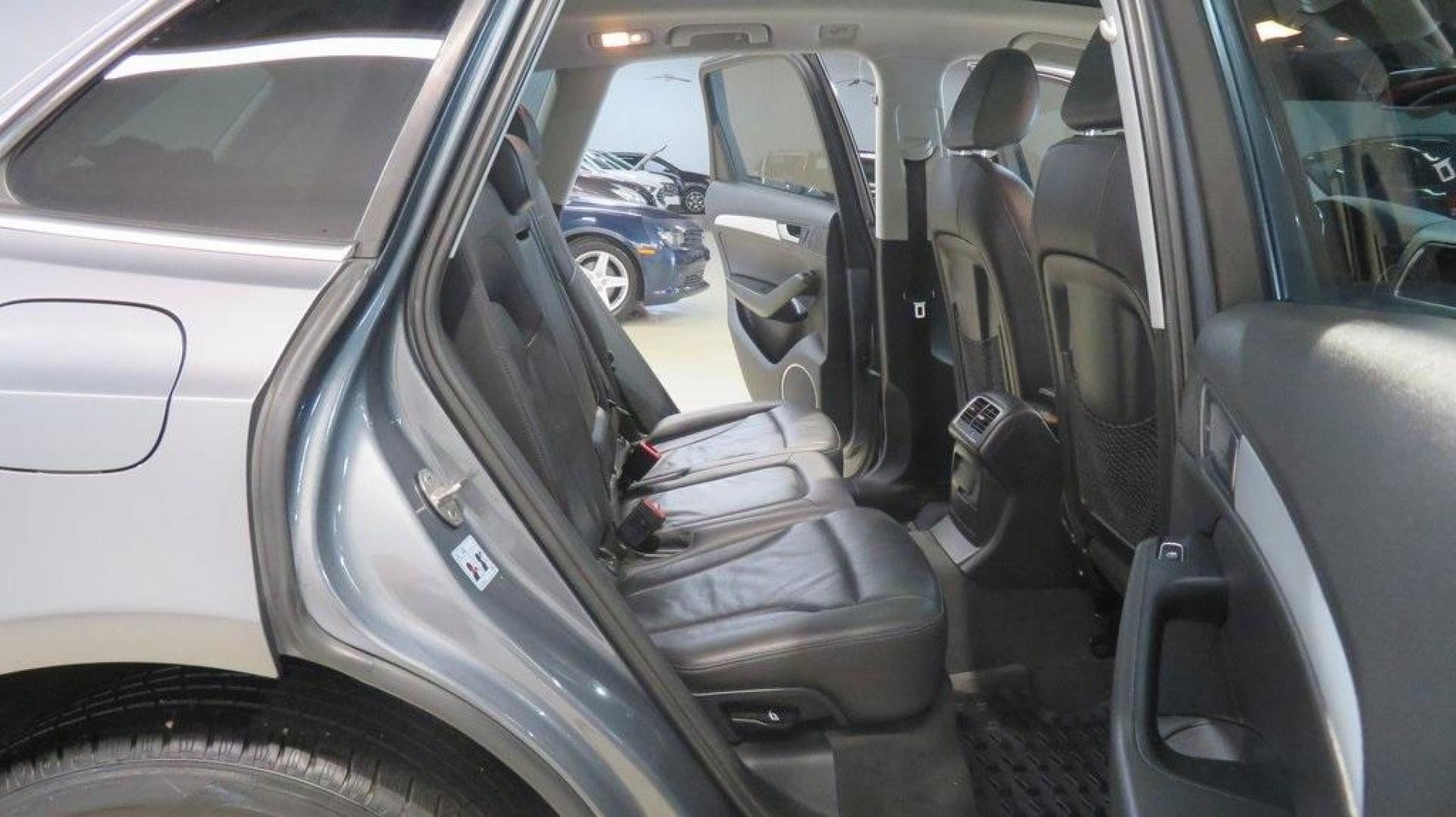 2016 Turquoise /Black/Cognac Audi Q5 2.0T Premium Plus (WA1L2AFP0GA) with an 2.0L 4-Cylinder TFSI engine, Automatic transmission, located at 15300 Midway Rd., Addison, TX, 75001, (972) 702-0011, 32.958321, -96.838074 - 2016 Audi Q5 Premium Plus<br>Available Now at Midway Auto Group Addison, Texas<br><br>Step into refined luxury and dynamic performance with the 2016 Audi Q5 Premium Plus. Offering the perfect blend of sophistication, utility, and Quattro all-wheel-drive capability, this premium SUV is designed for - Photo#15