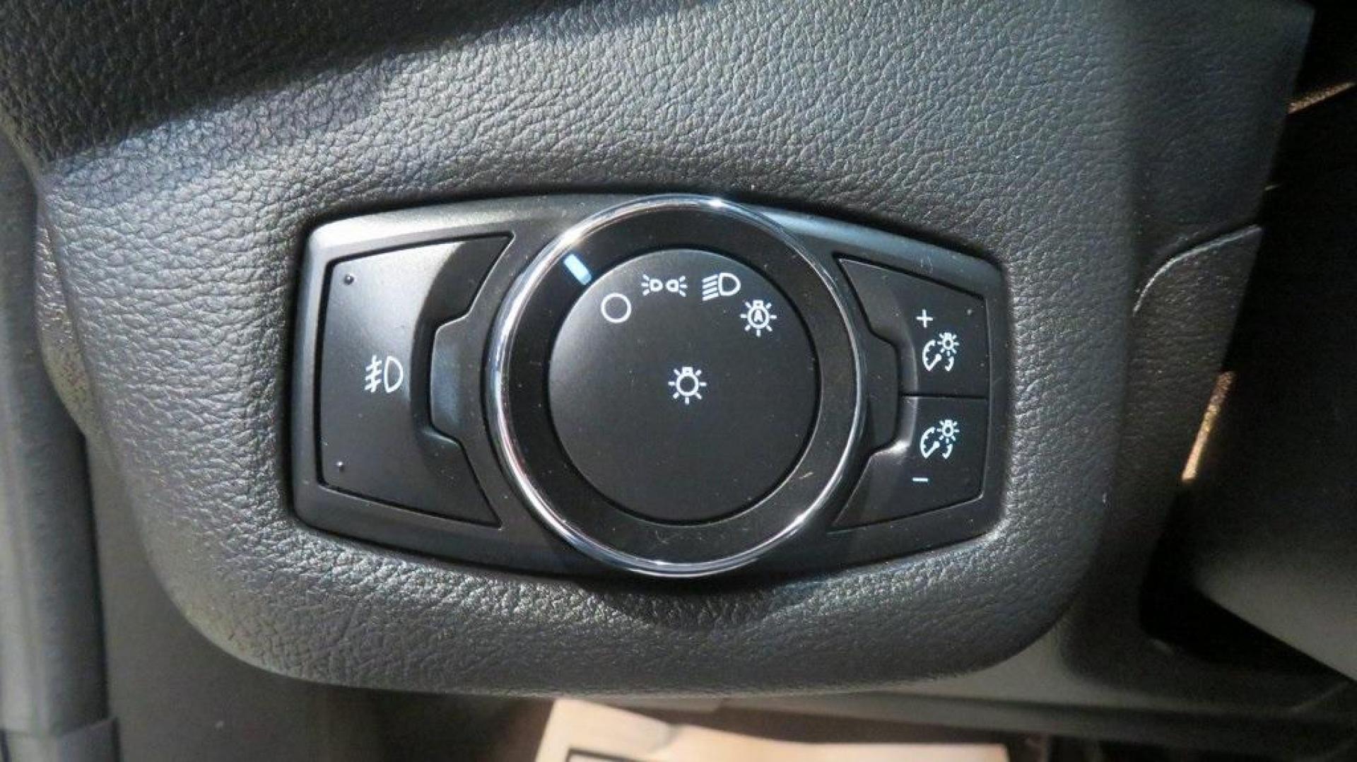 2014 Ingot Silver /Black Ford Escape SE (1FMCU0GX0EU) with an EcoBoost 1.6L I4 GTDi DOHC Turbocharged VCT engine, Automatic transmission, located at 15300 Midway Rd., Addison, TX, 75001, (972) 702-0011, 32.958321, -96.838074 - 2014 Ford Escape SE<br>Now Available at Midway Auto Group Addison, Texas<br><br>Versatile, efficient, and packed with comfort, the 2014 Ford Escape SE is a smart choice for drivers who need capability without sacrificing style. Whether you're commuting through Addison or embarking on weekend getawa - Photo#26